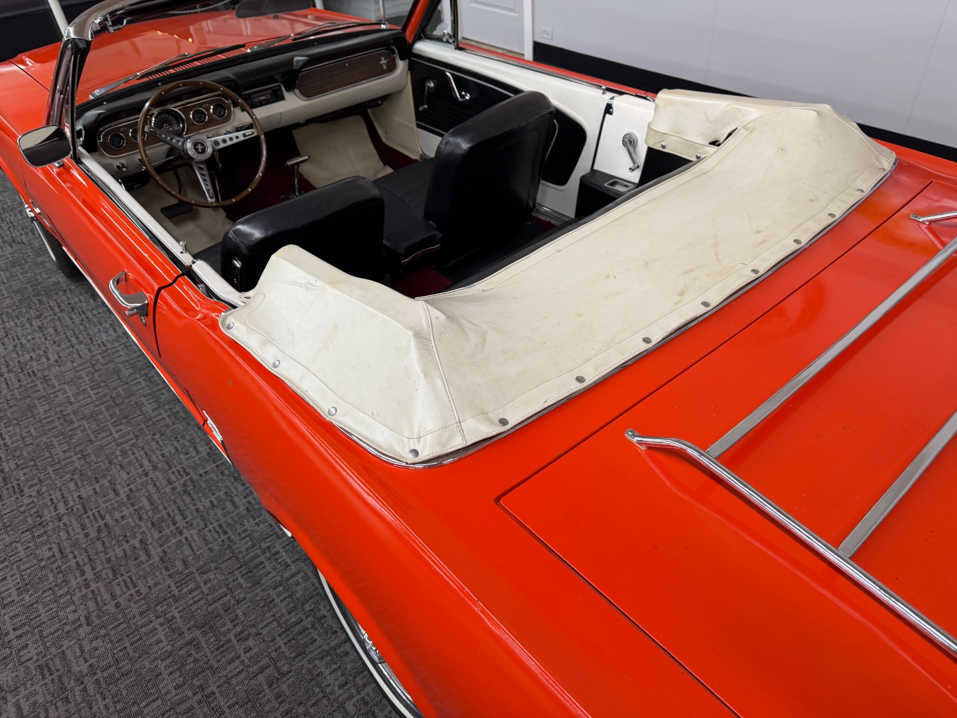 1966 Ford Mustang 27
