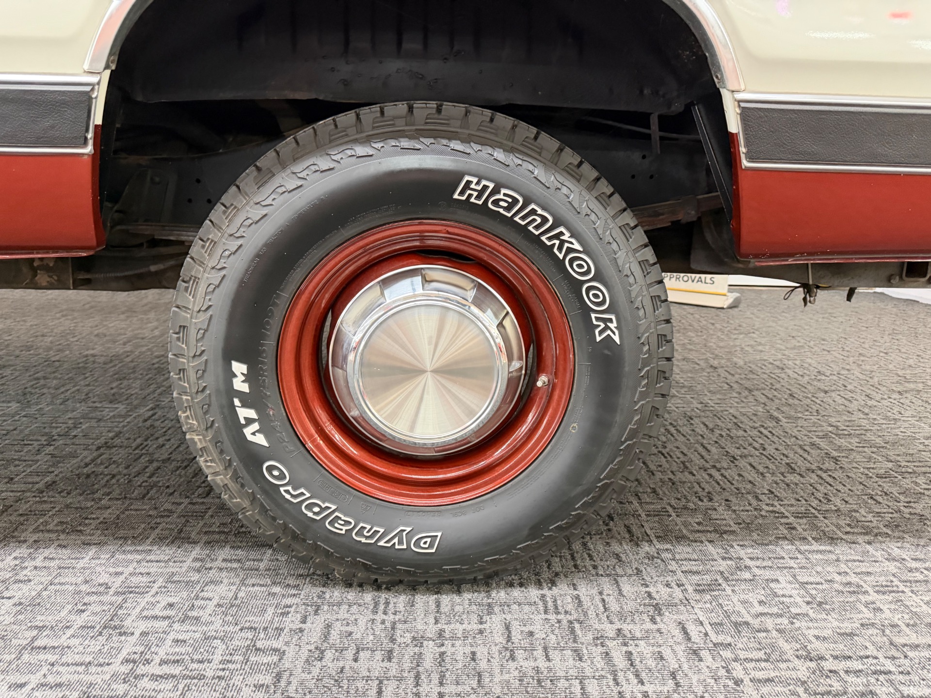 1984 Dodge RAM 350 24