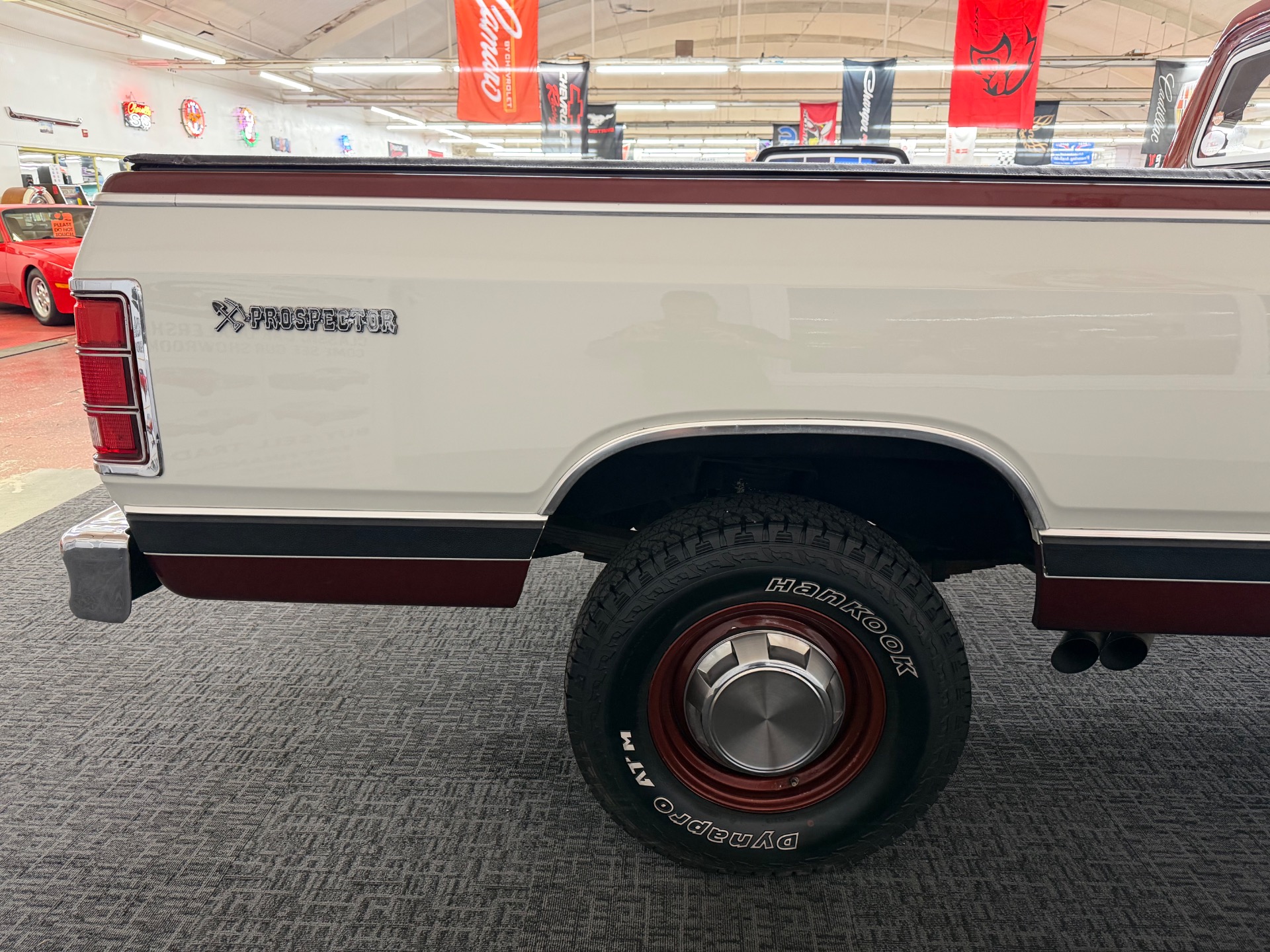 1984 Dodge RAM 350 25