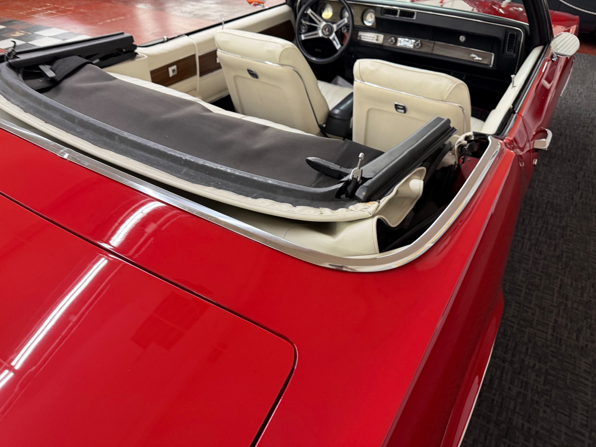 1972 Oldsmobile Cutlass 23