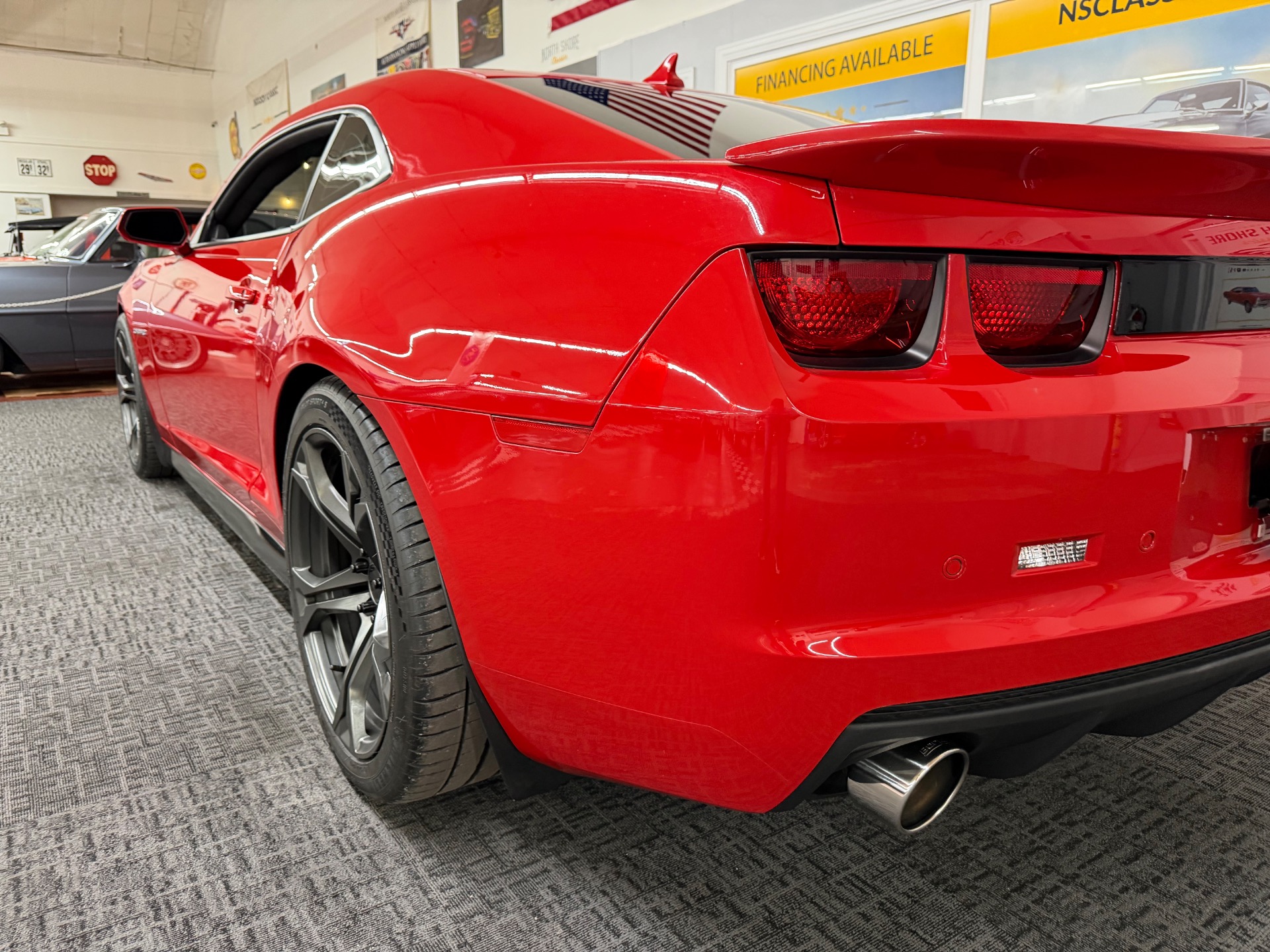 2011 Chevrolet Camaro 37