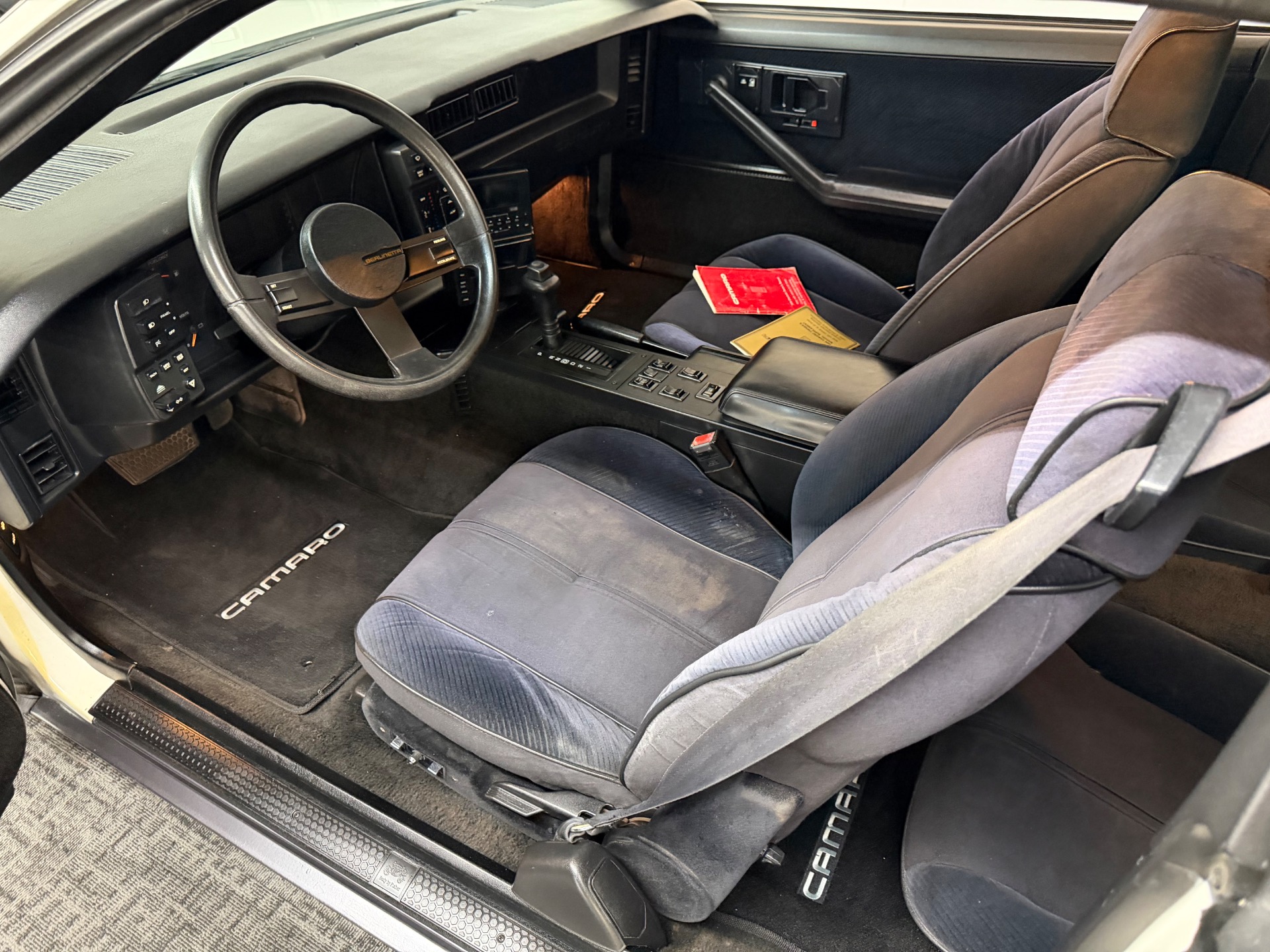 1986 Chevrolet Camaro 35