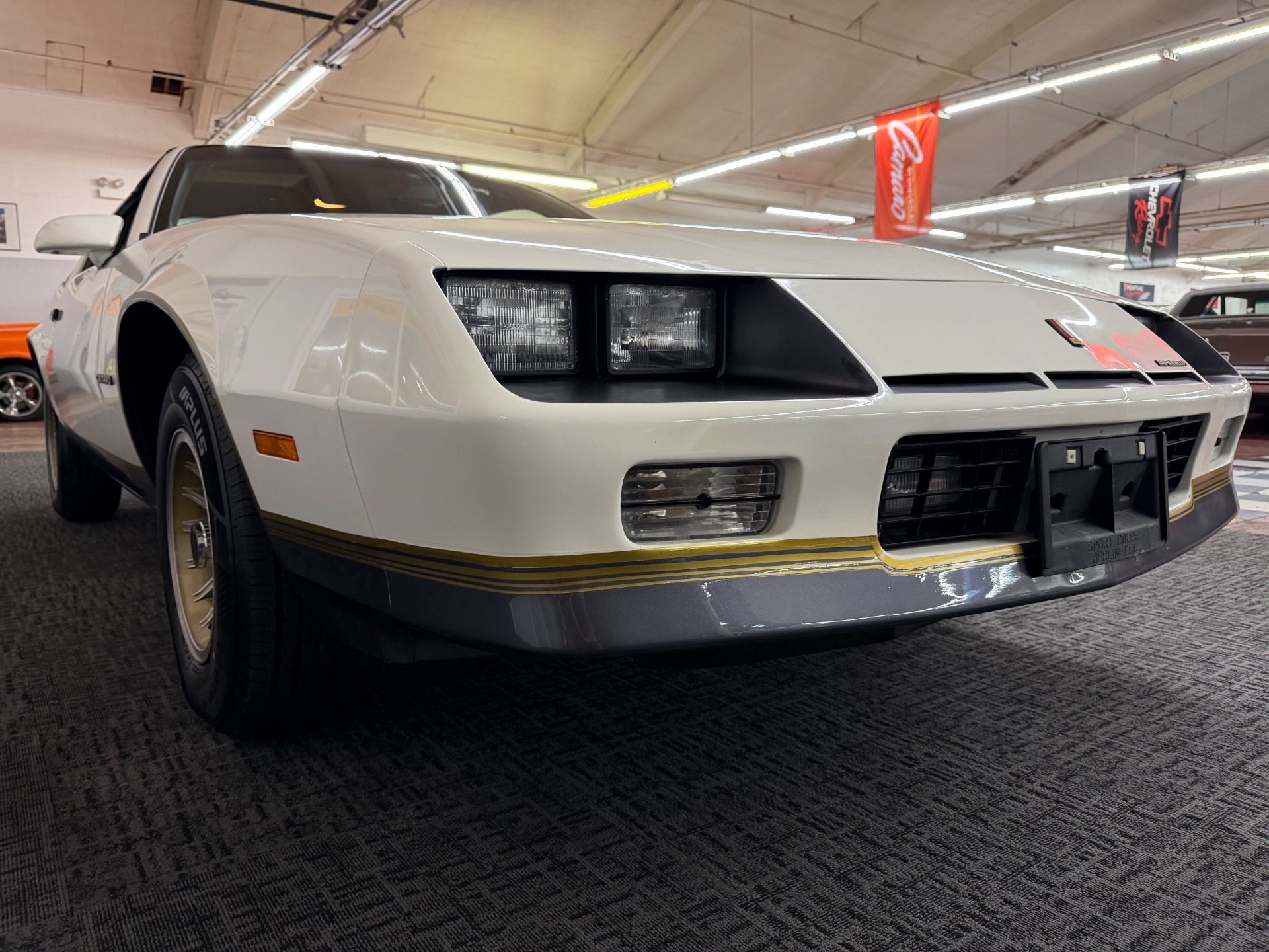 1986 Chevrolet Camaro 13