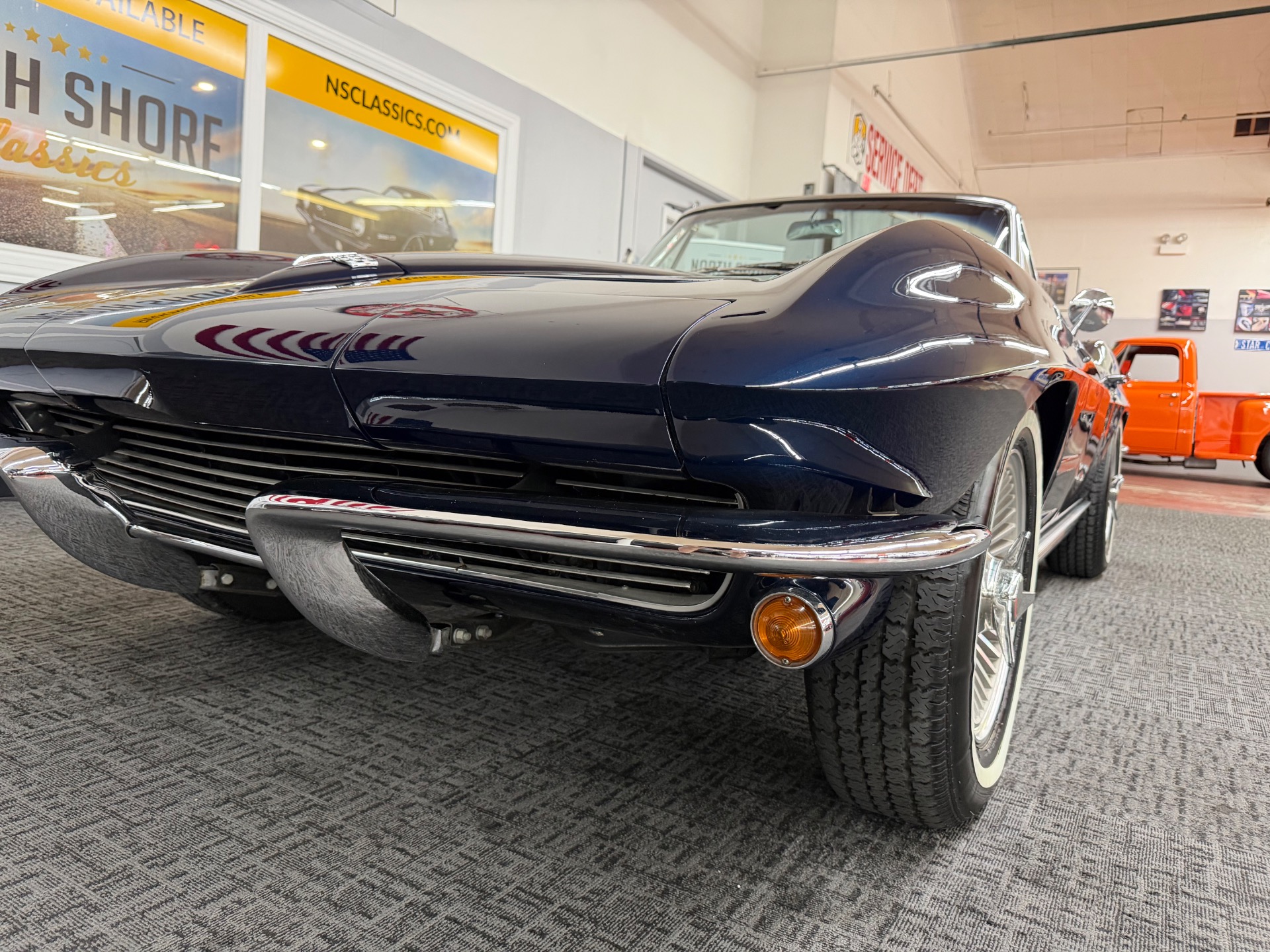 1963 Chevrolet Corvette 43
