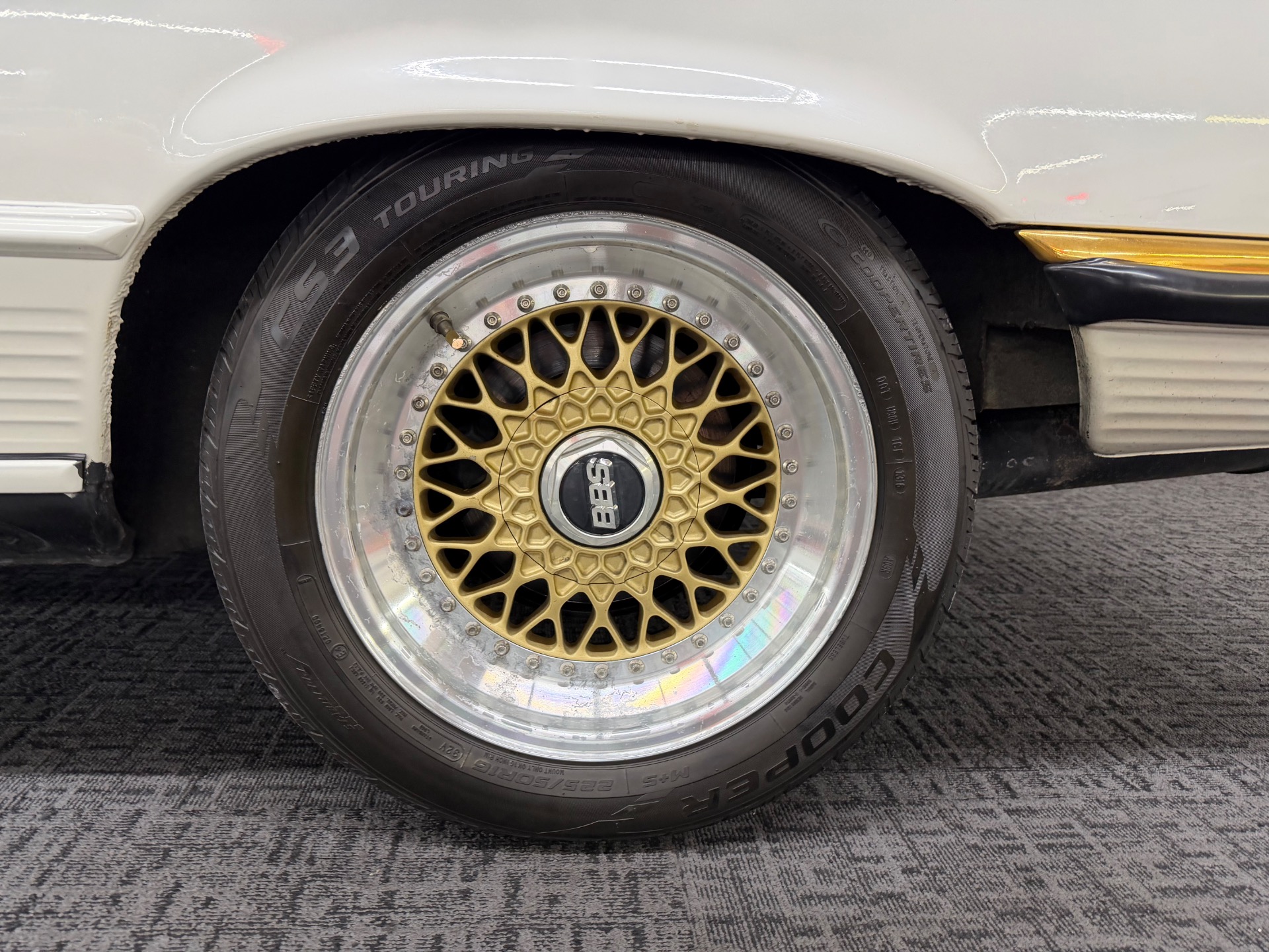 Used 1985 MERCEDES 500SL CUSTOM FACTORY ORDERED TRIPLE WHITE-2 OWNER-ORIGINAL MILES-SEE VIDEO | Mundelein, IL
