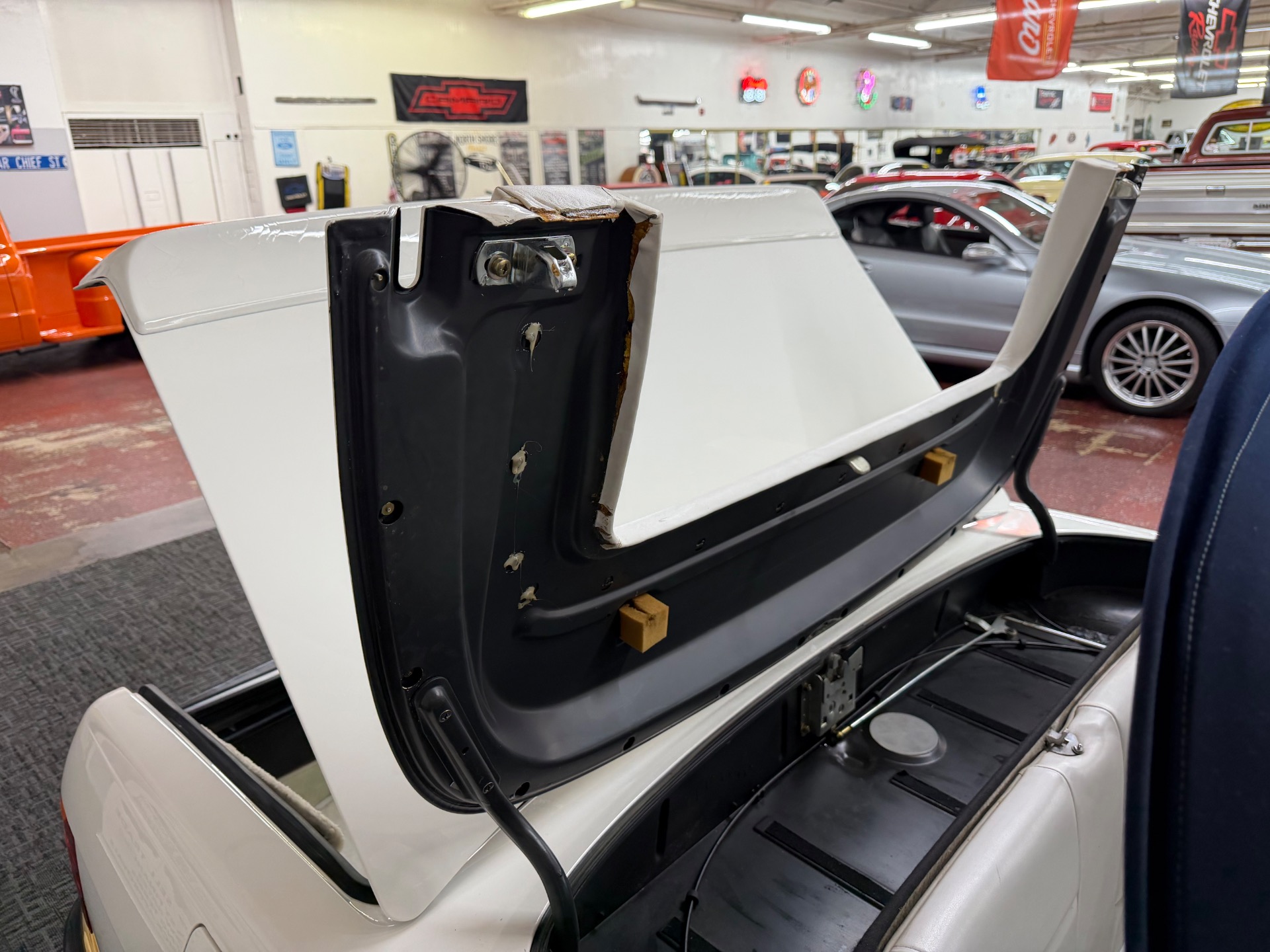 Used 1985 MERCEDES 500SL CUSTOM FACTORY ORDERED TRIPLE WHITE-2 OWNER-ORIGINAL MILES-SEE VIDEO | Mundelein, IL