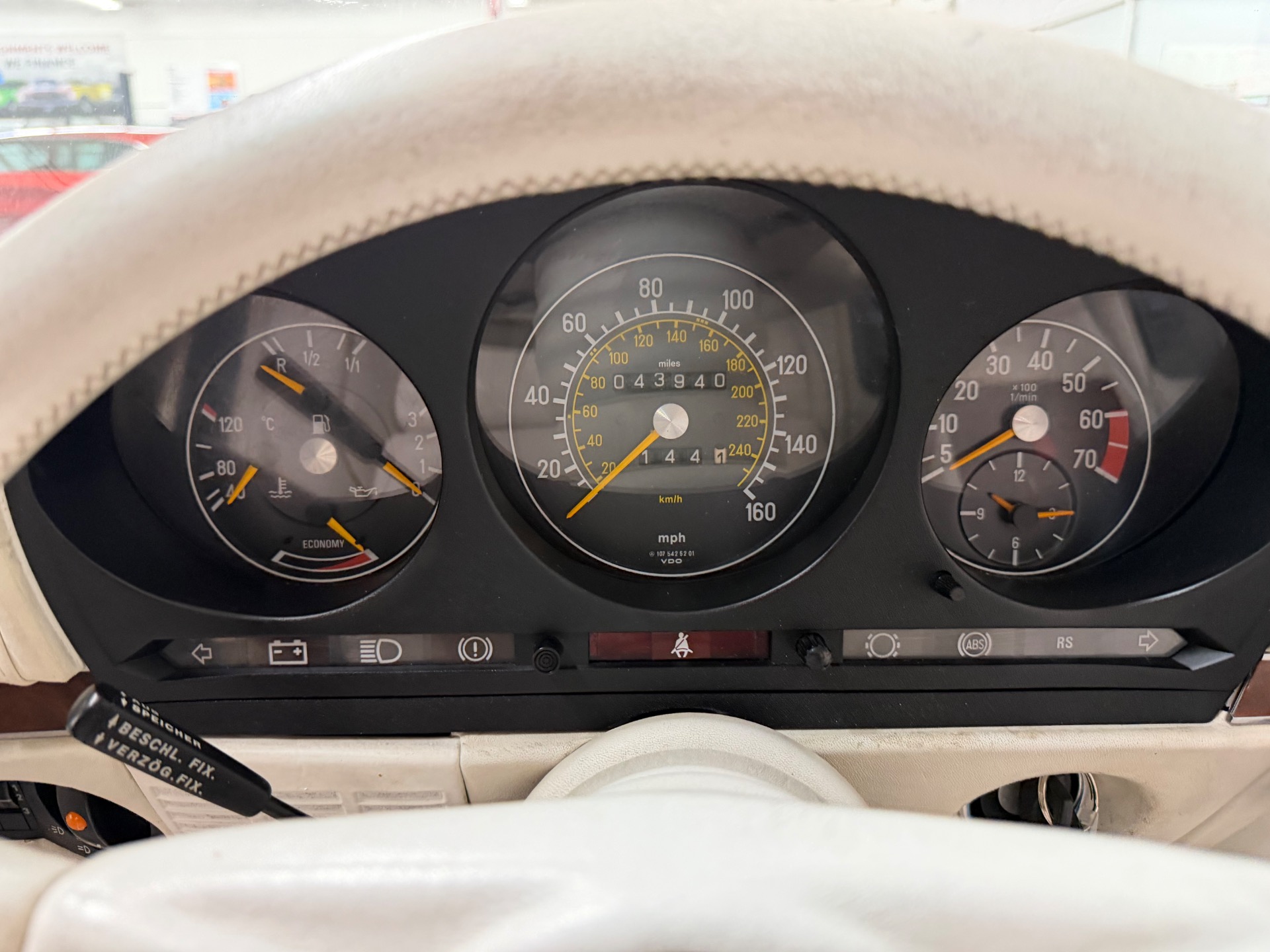 Used 1985 MERCEDES 500SL CUSTOM FACTORY ORDERED TRIPLE WHITE-2 OWNER-ORIGINAL MILES-SEE VIDEO | Mundelein, IL