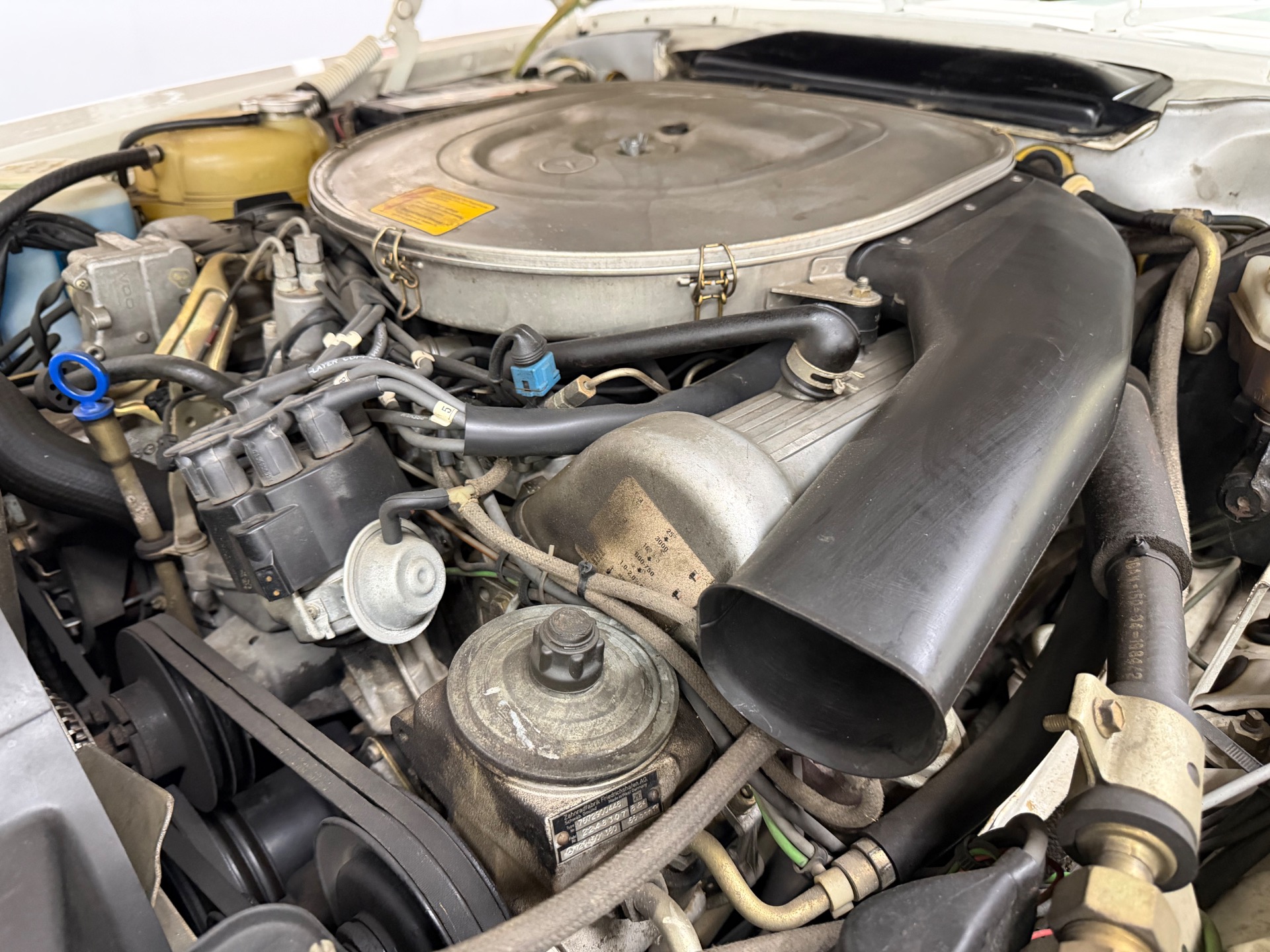 Used 1985 MERCEDES 500SL CUSTOM FACTORY ORDERED TRIPLE WHITE-2 OWNER-ORIGINAL MILES-SEE VIDEO | Mundelein, IL
