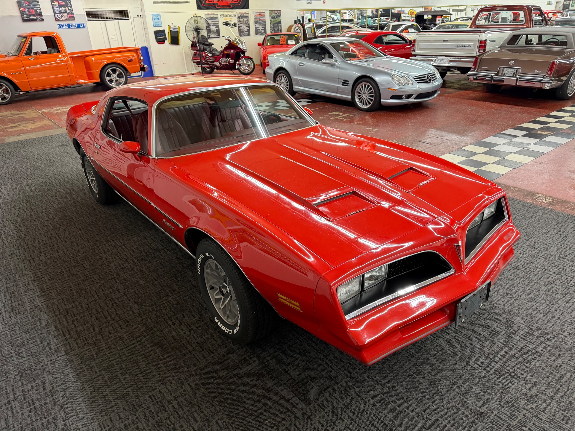 1978 Pontiac Firebird Formula 400 27