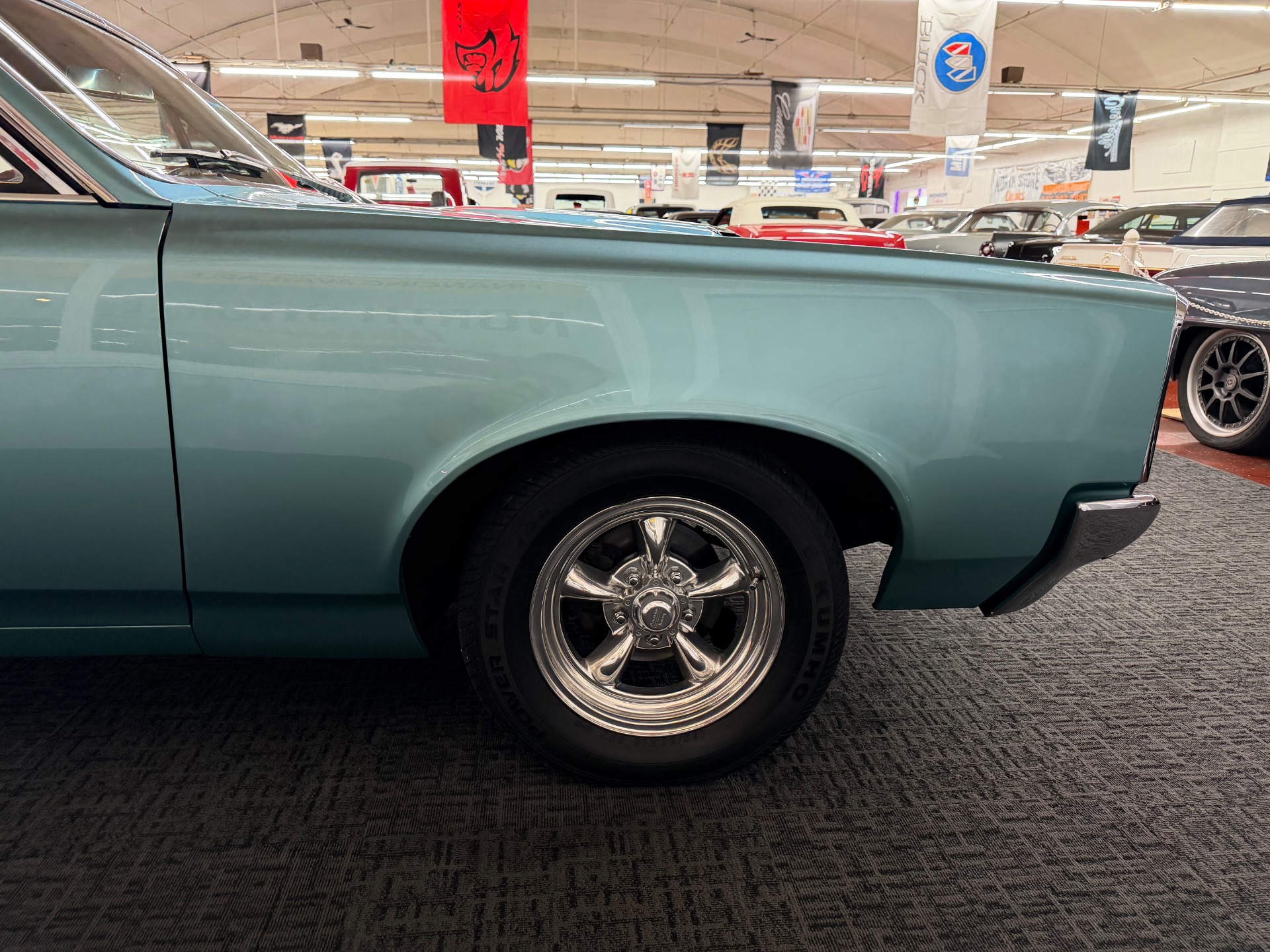 1967 Pontiac LeMans 76