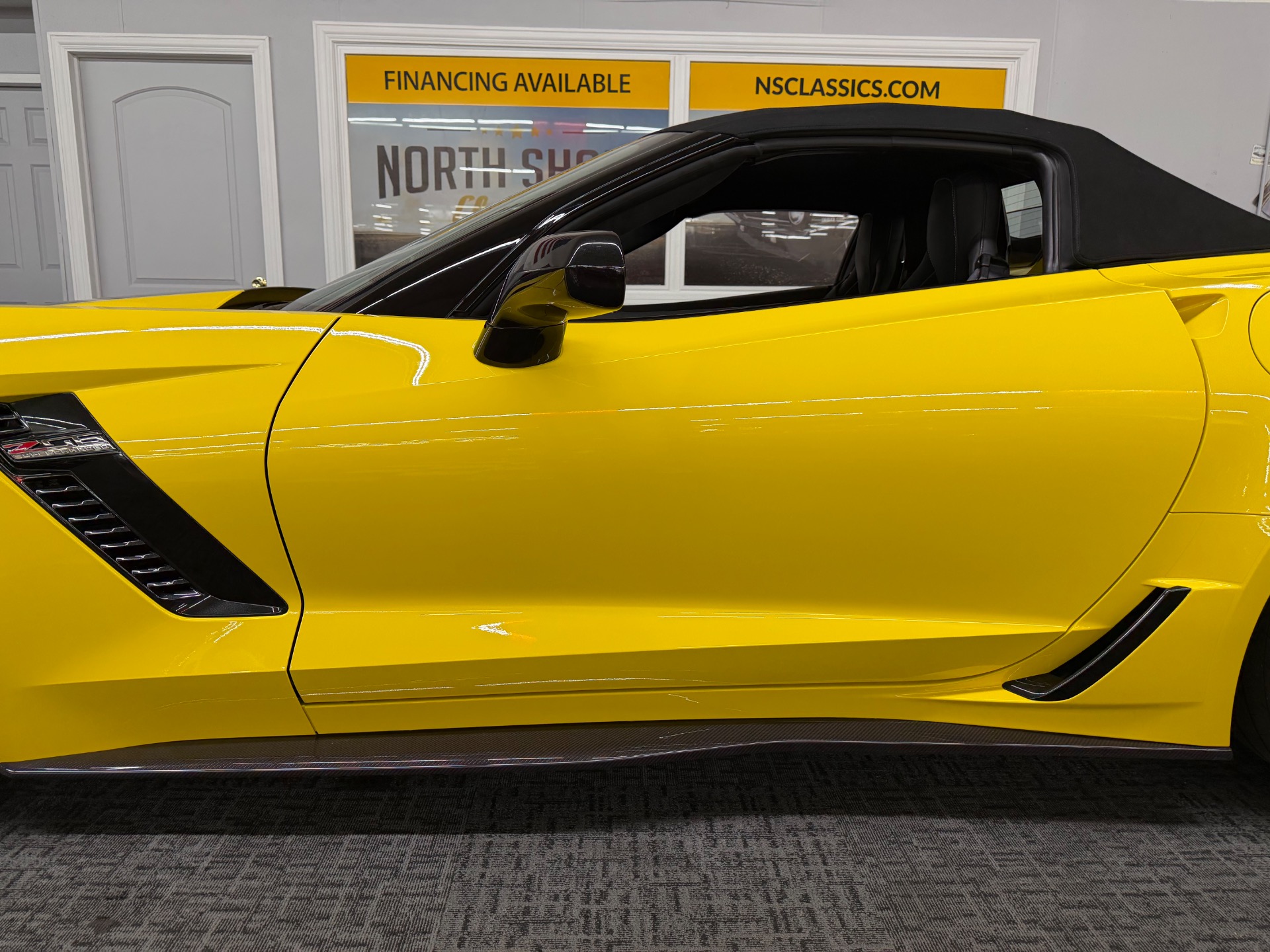 2017 Chevrolet Corvette 32