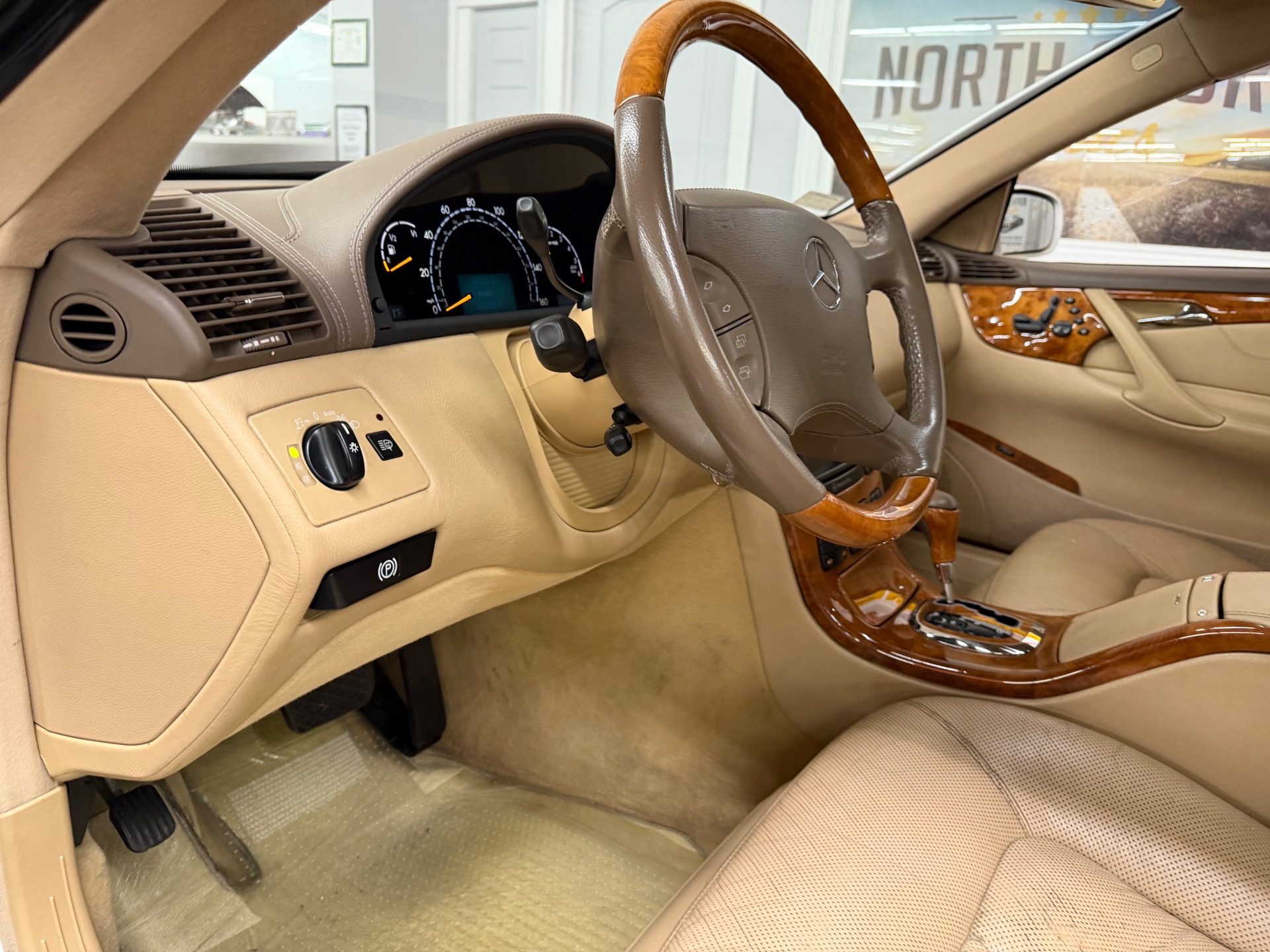 2001 Mercedes-Benz CL-Class 64