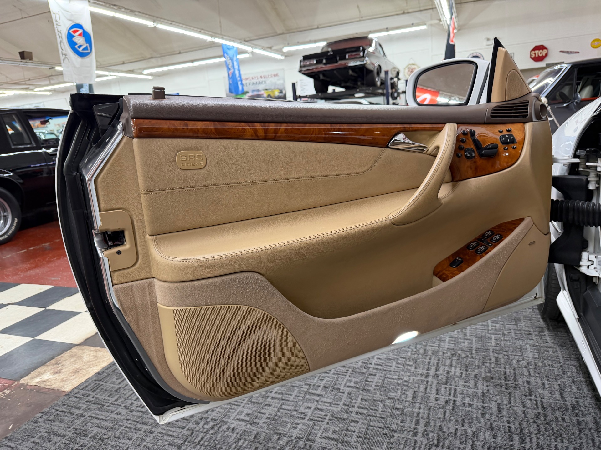 2001 Mercedes-Benz CL-Class 68