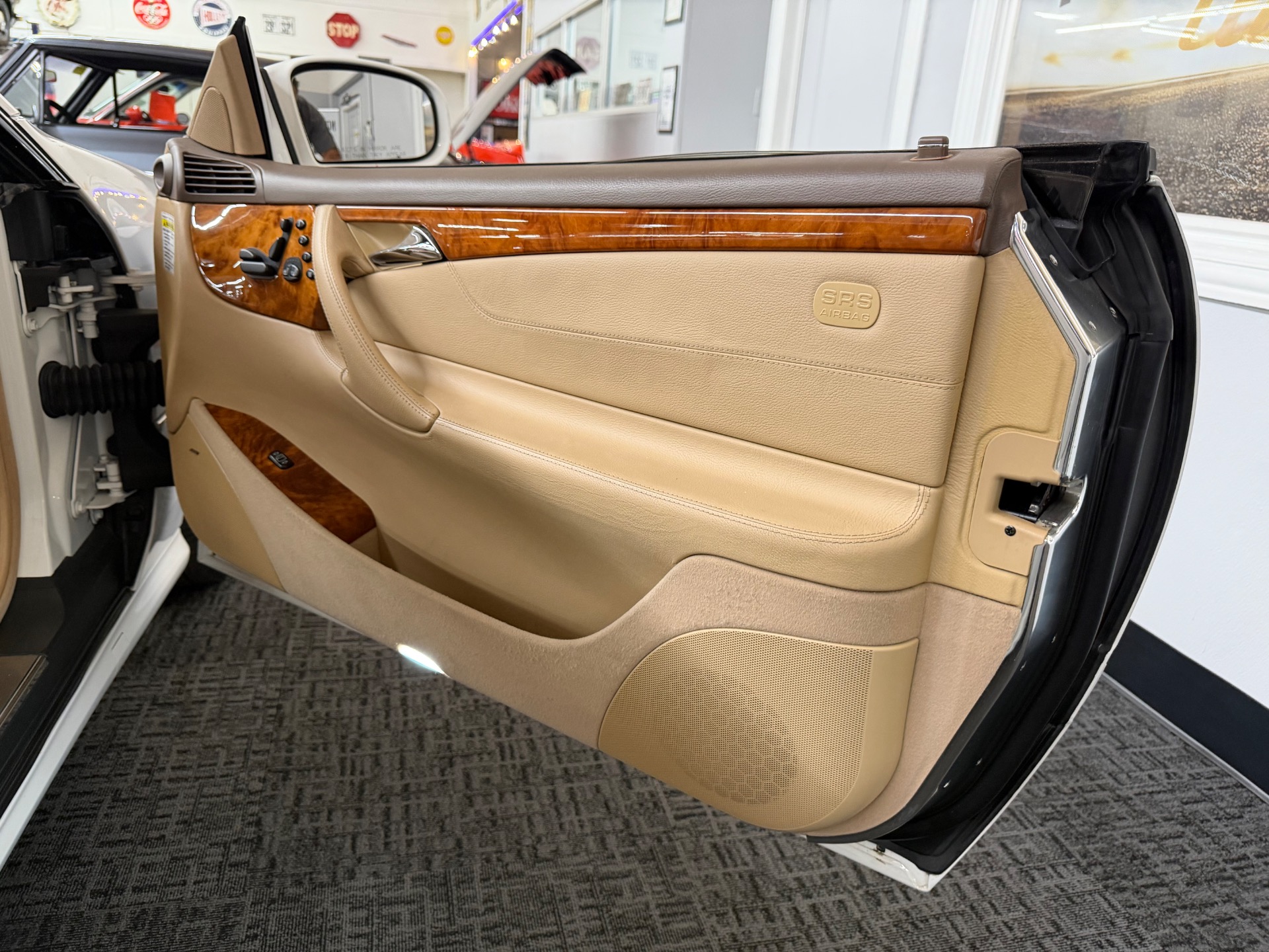 2001 Mercedes-Benz CL-Class 76