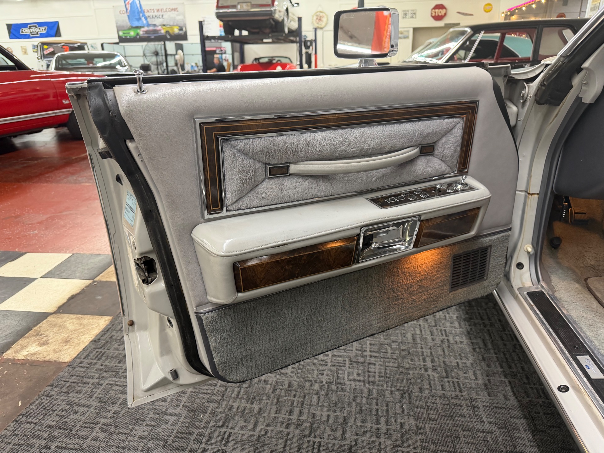 1979 Lincoln Town Car 61