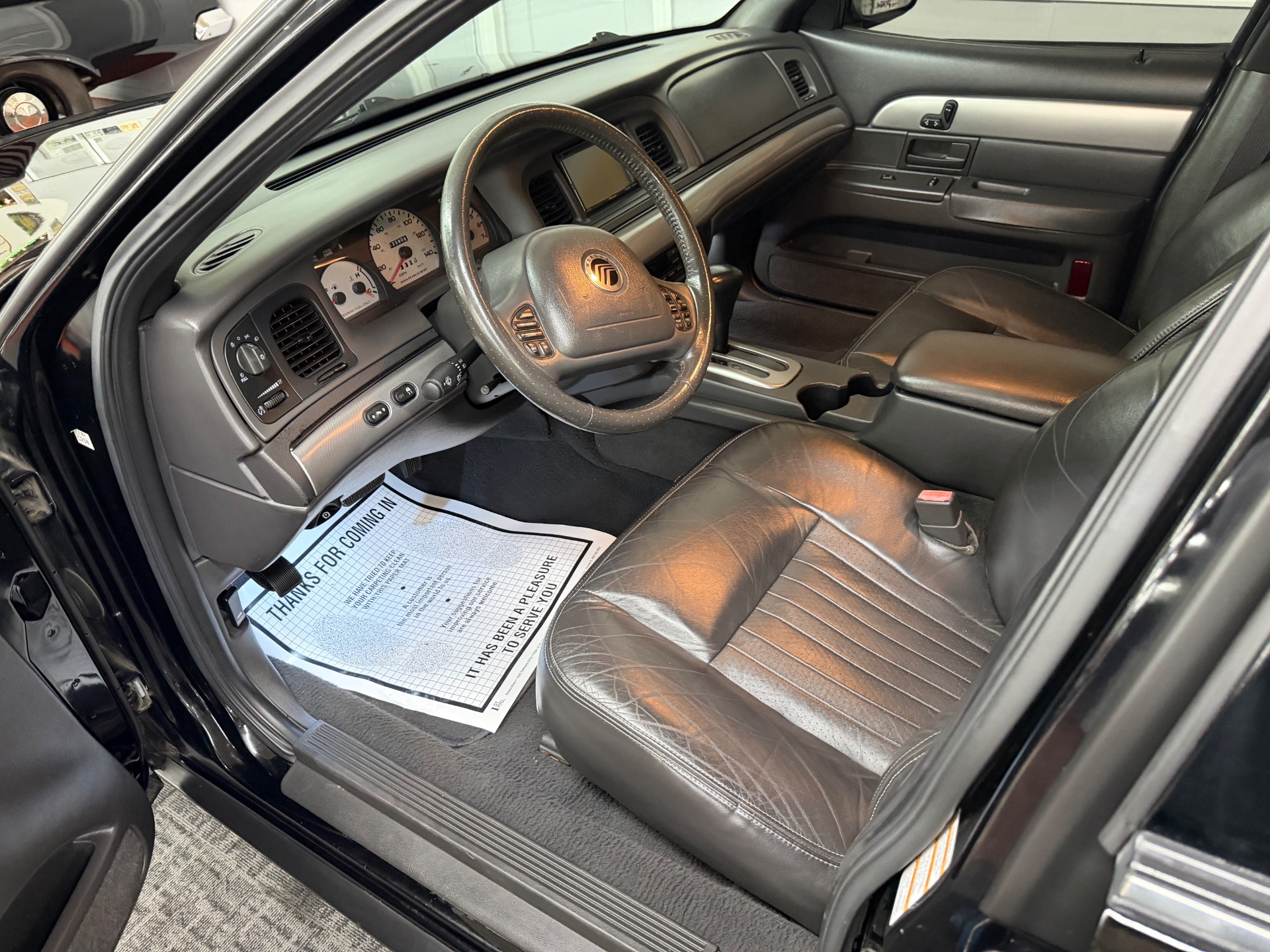 2003 Mercury Marauder 32