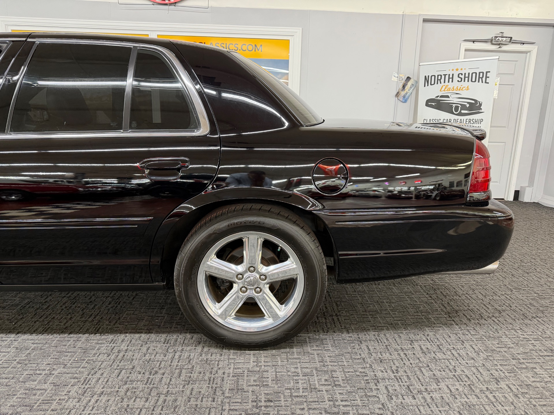 2003 Mercury Marauder 38