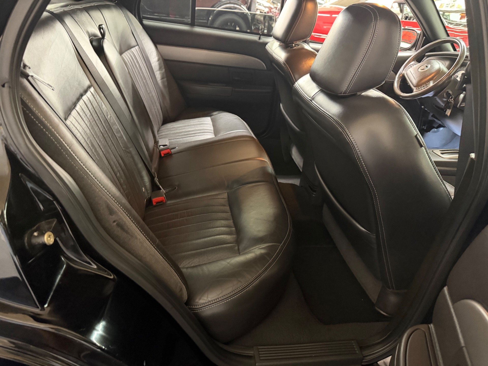 2003 Mercury Marauder 74