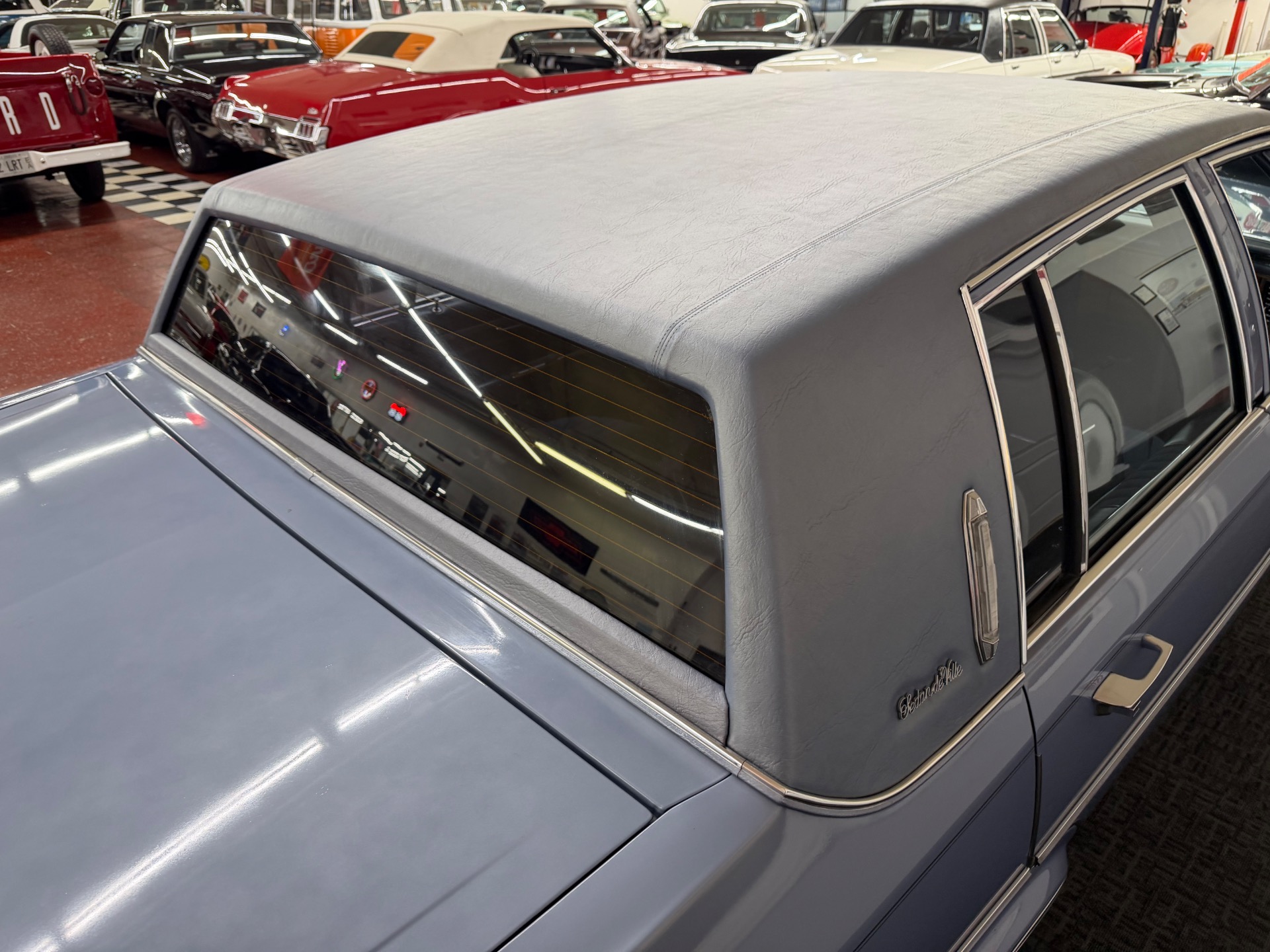 1983 Cadillac DeVille 29