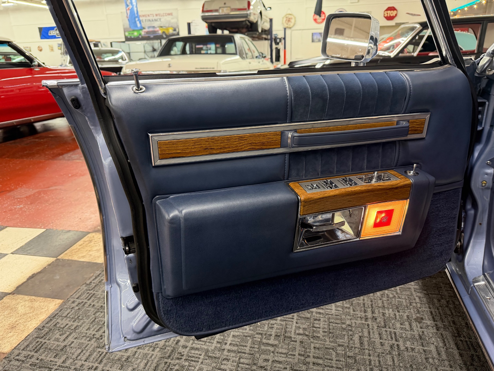 1983 Cadillac DeVille 61