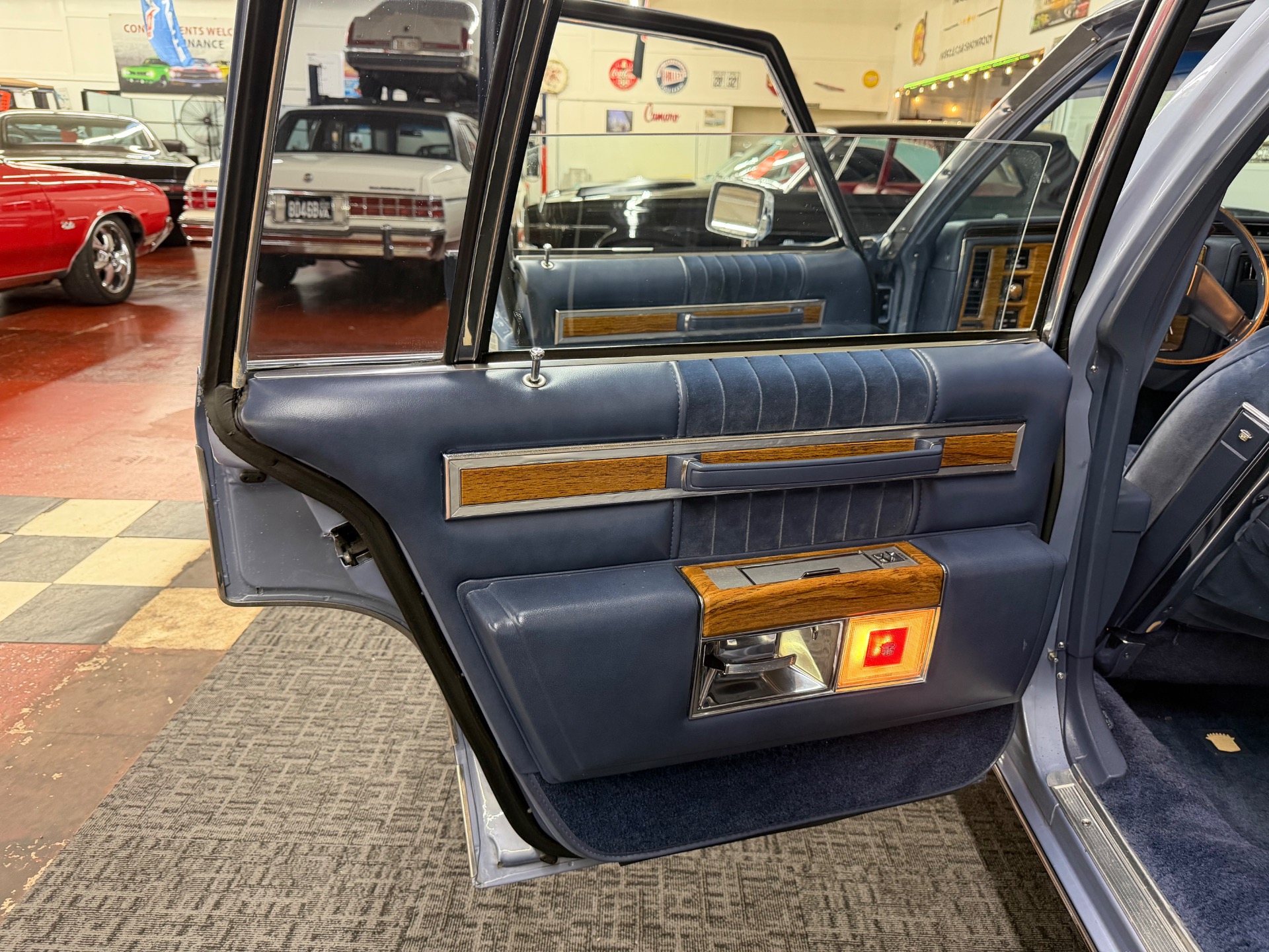 1983 Cadillac DeVille 71