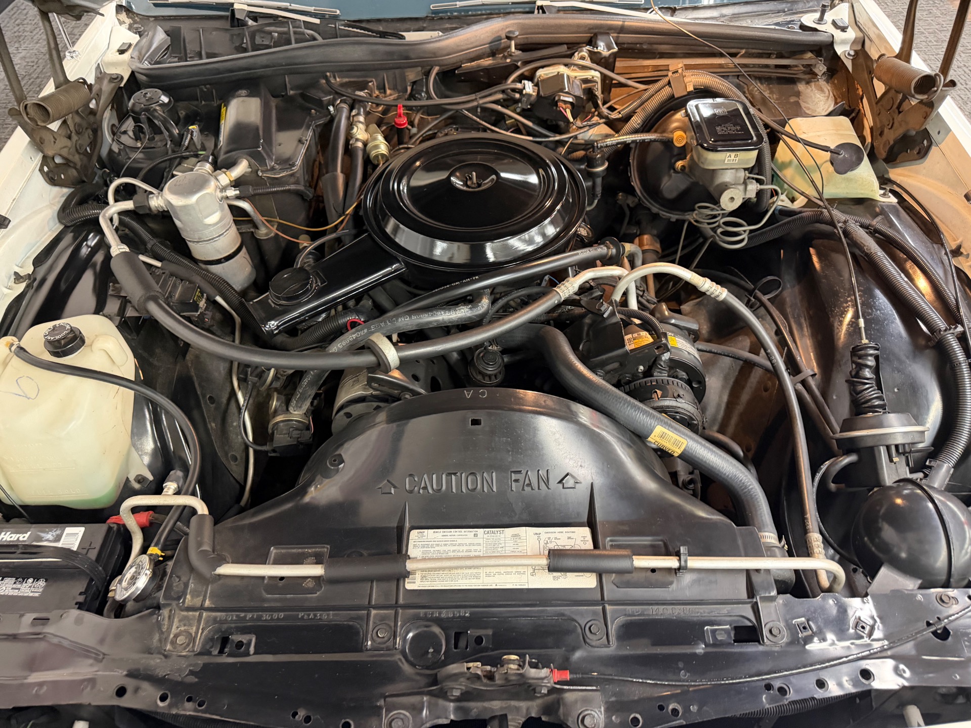 1985 Pontiac Parisienne 39