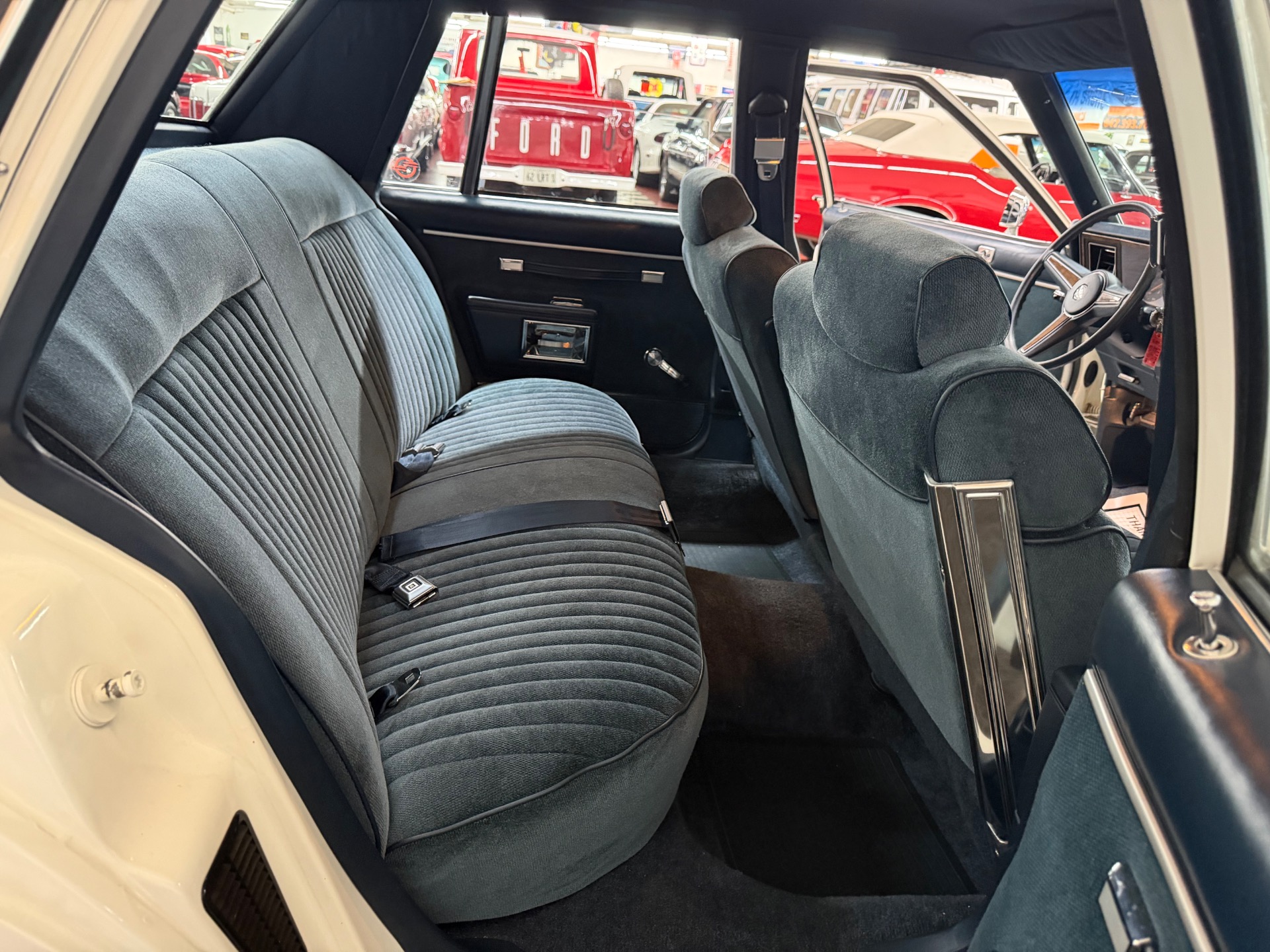 1985 Pontiac Parisienne 77