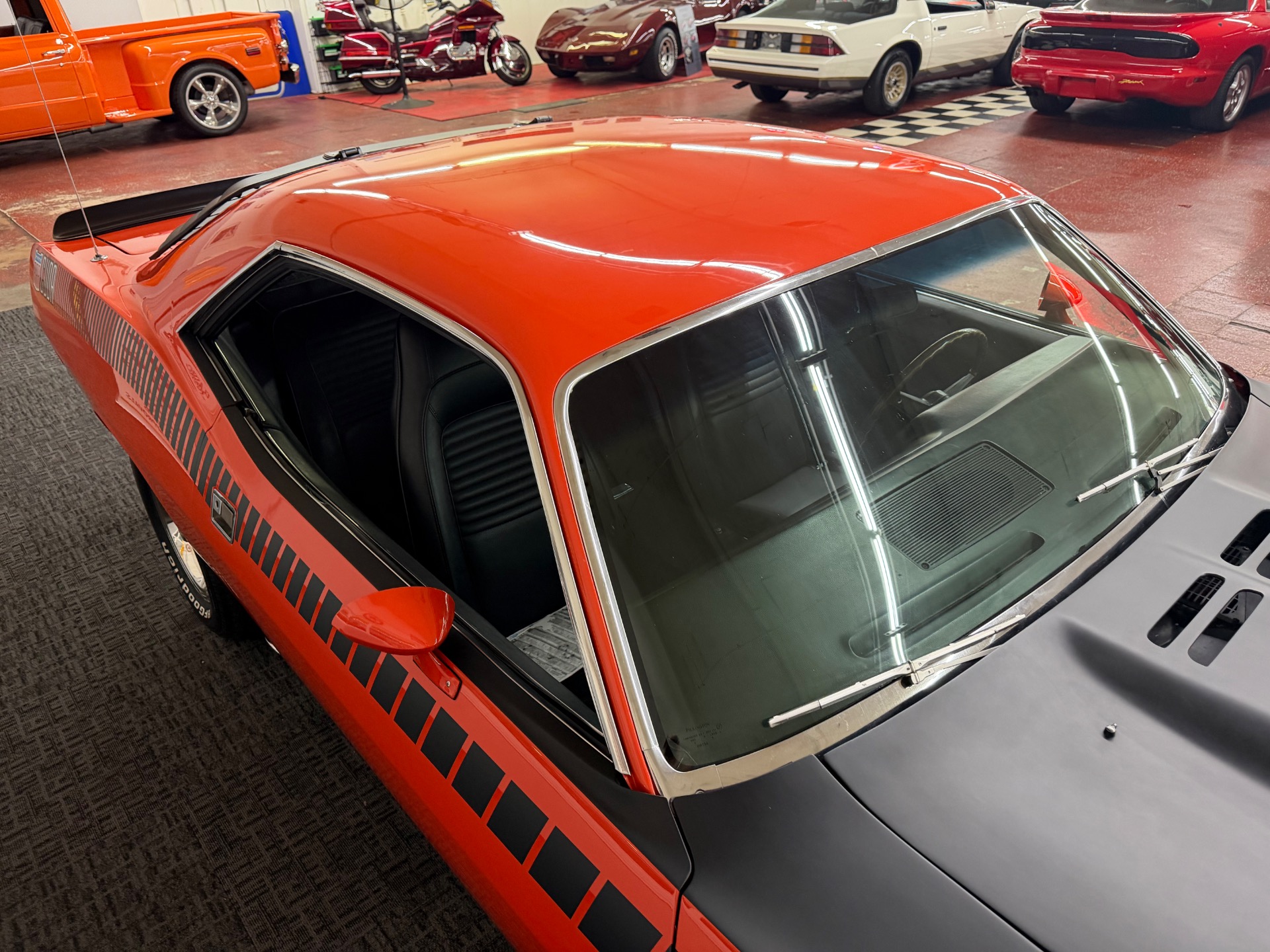 1970 PLYMOUTH CUDA 11