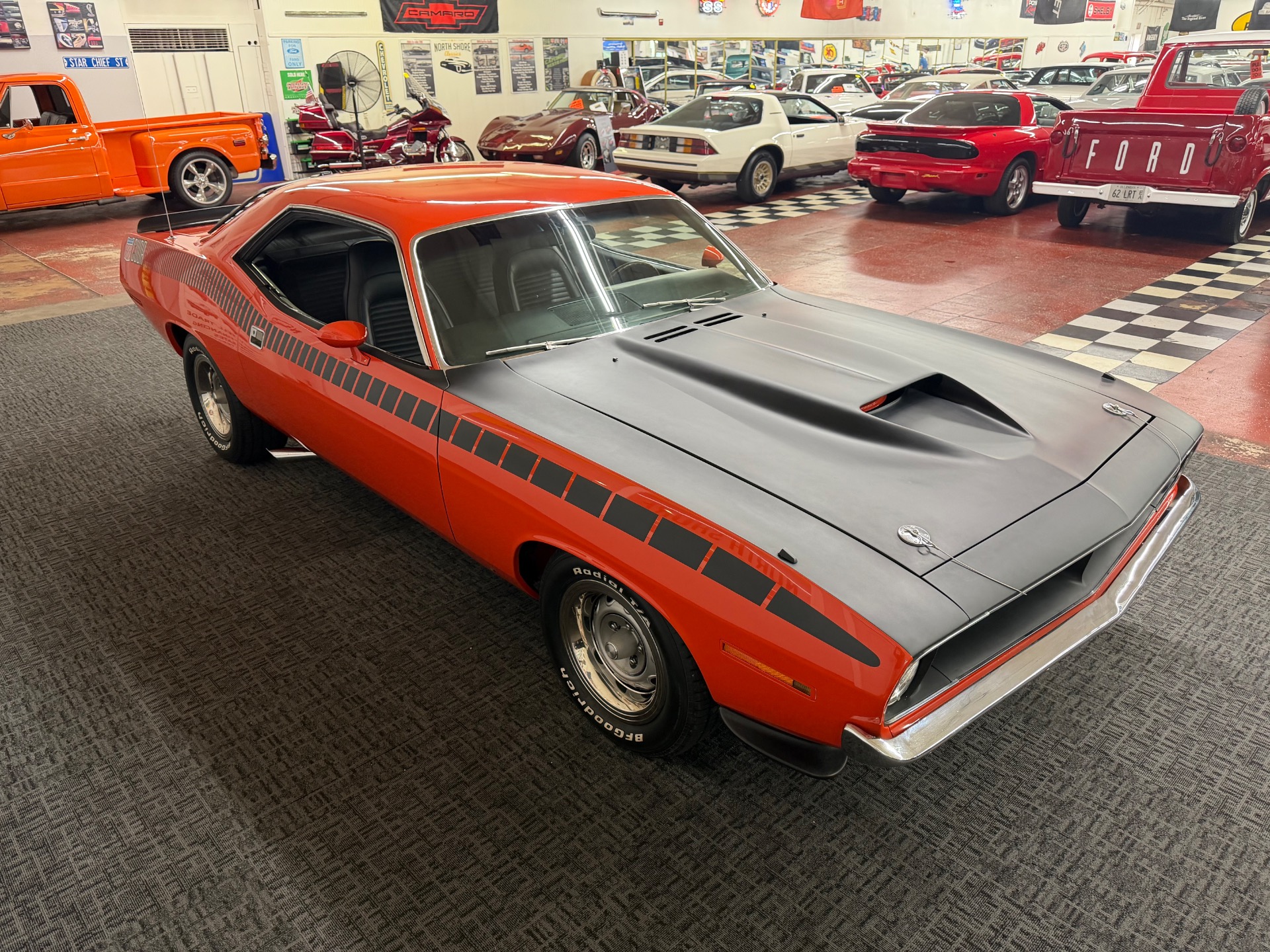 1970 PLYMOUTH CUDA 12