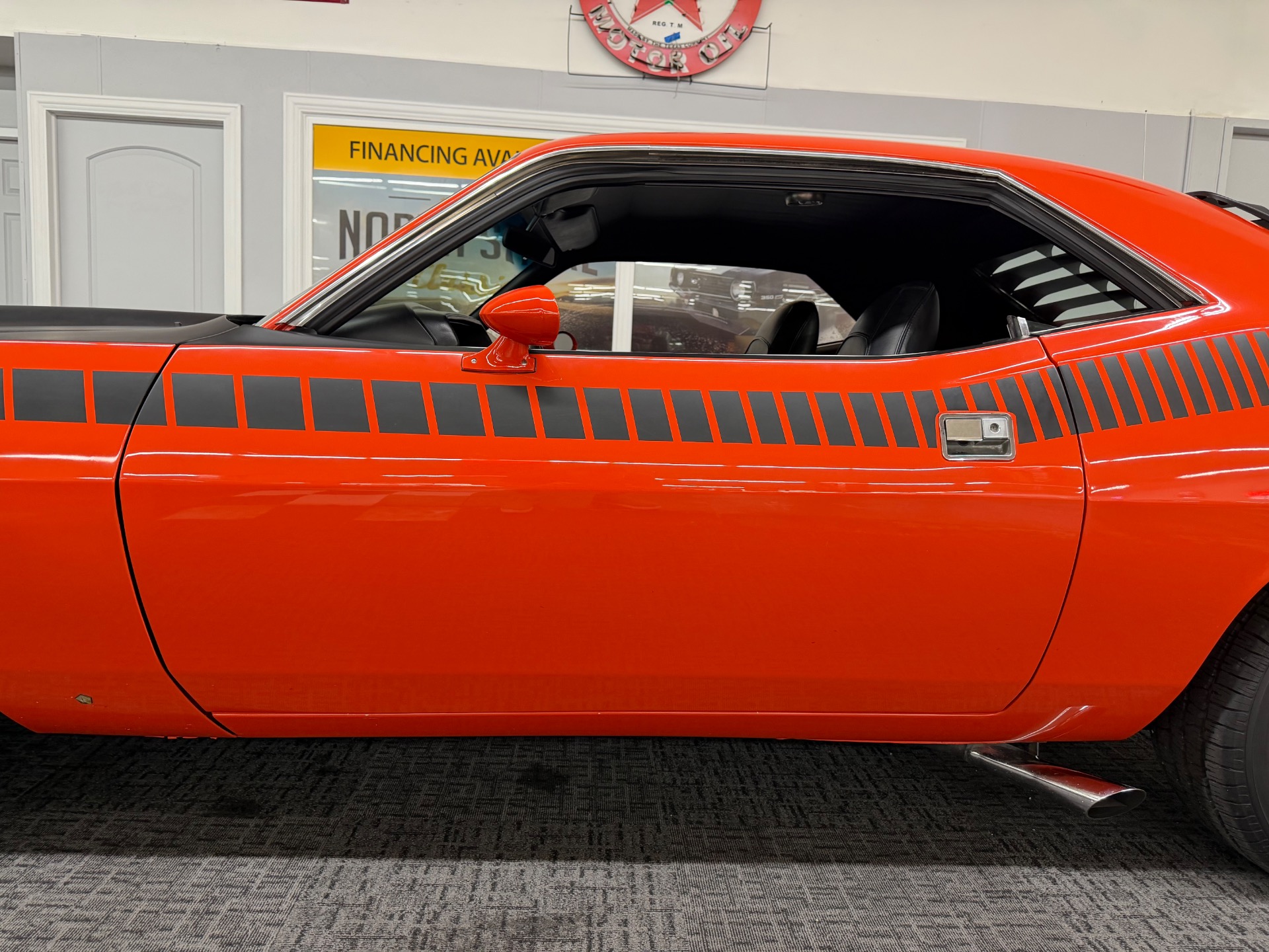 1970 PLYMOUTH CUDA 21