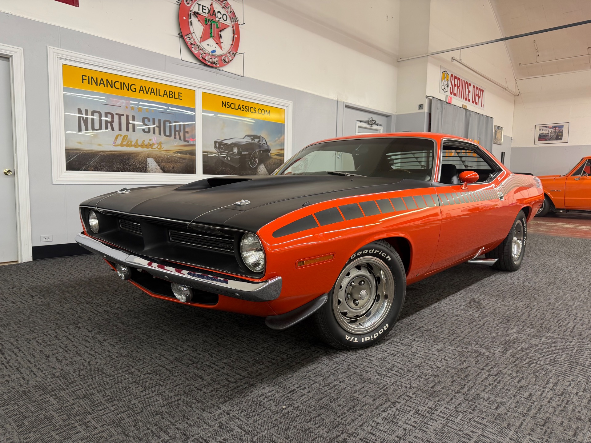 1970 PLYMOUTH CUDA 2