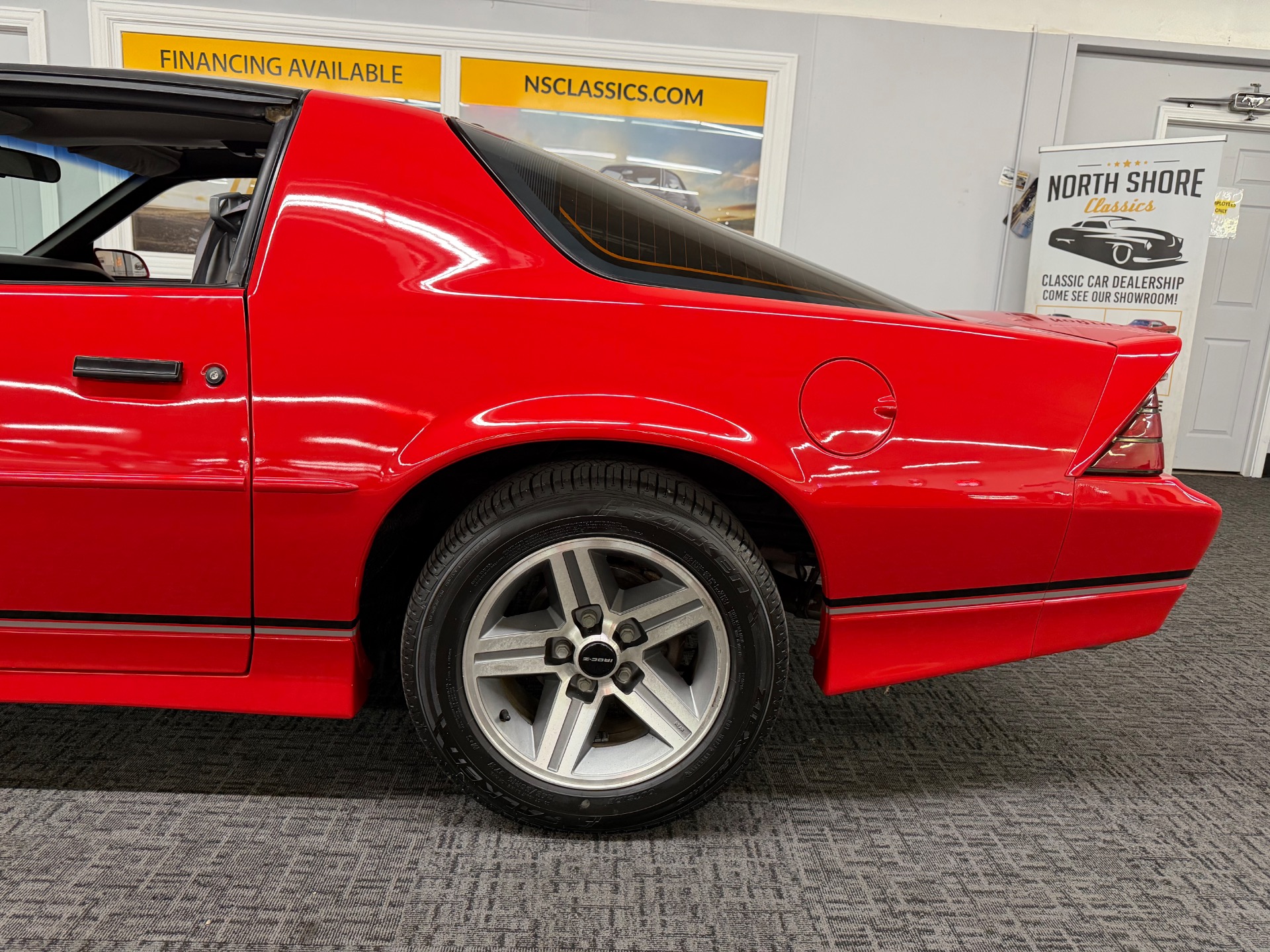 1988 CHEVROLET IROC Z28 19