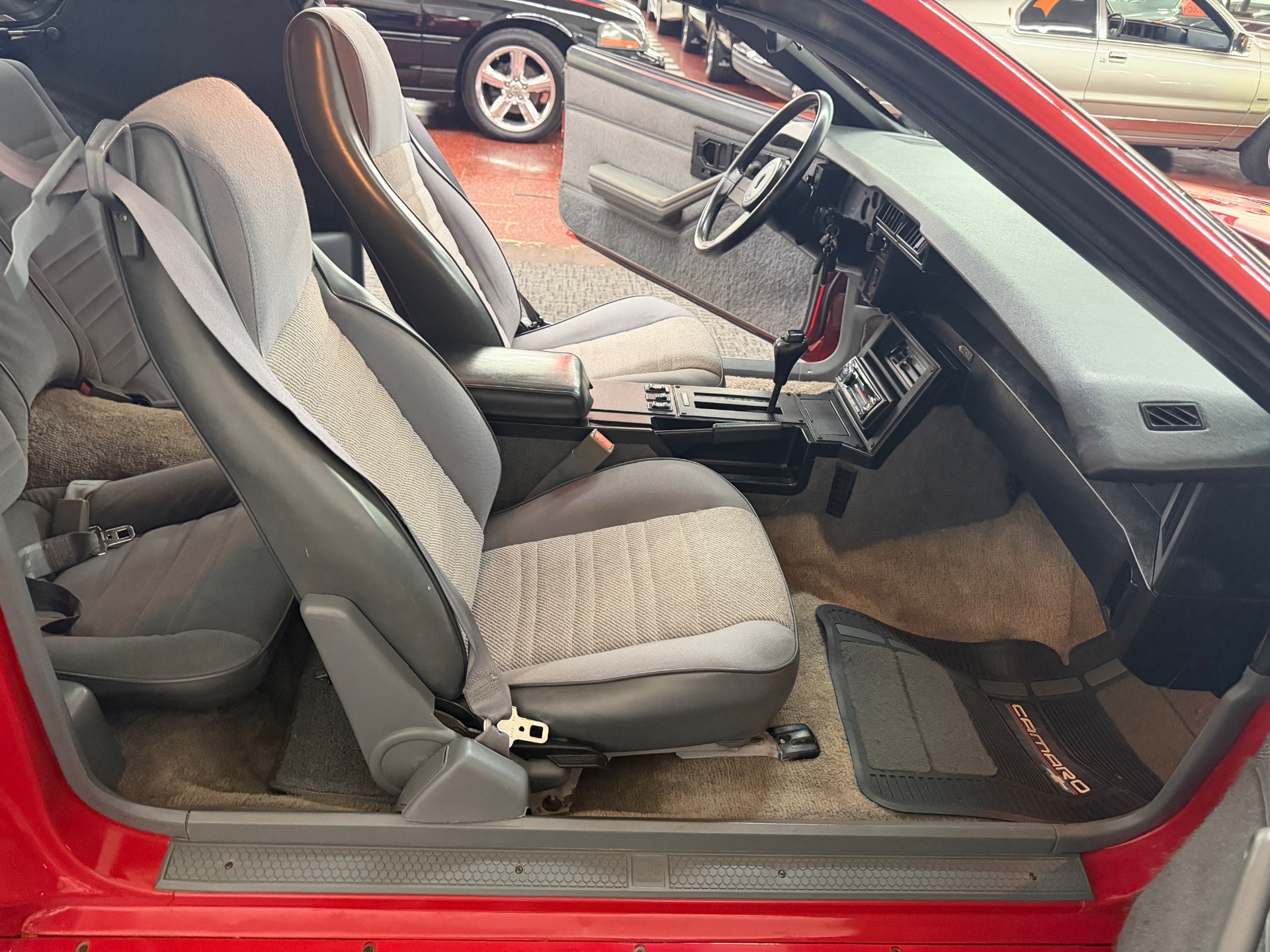 1988 CHEVROLET IROC Z28 42