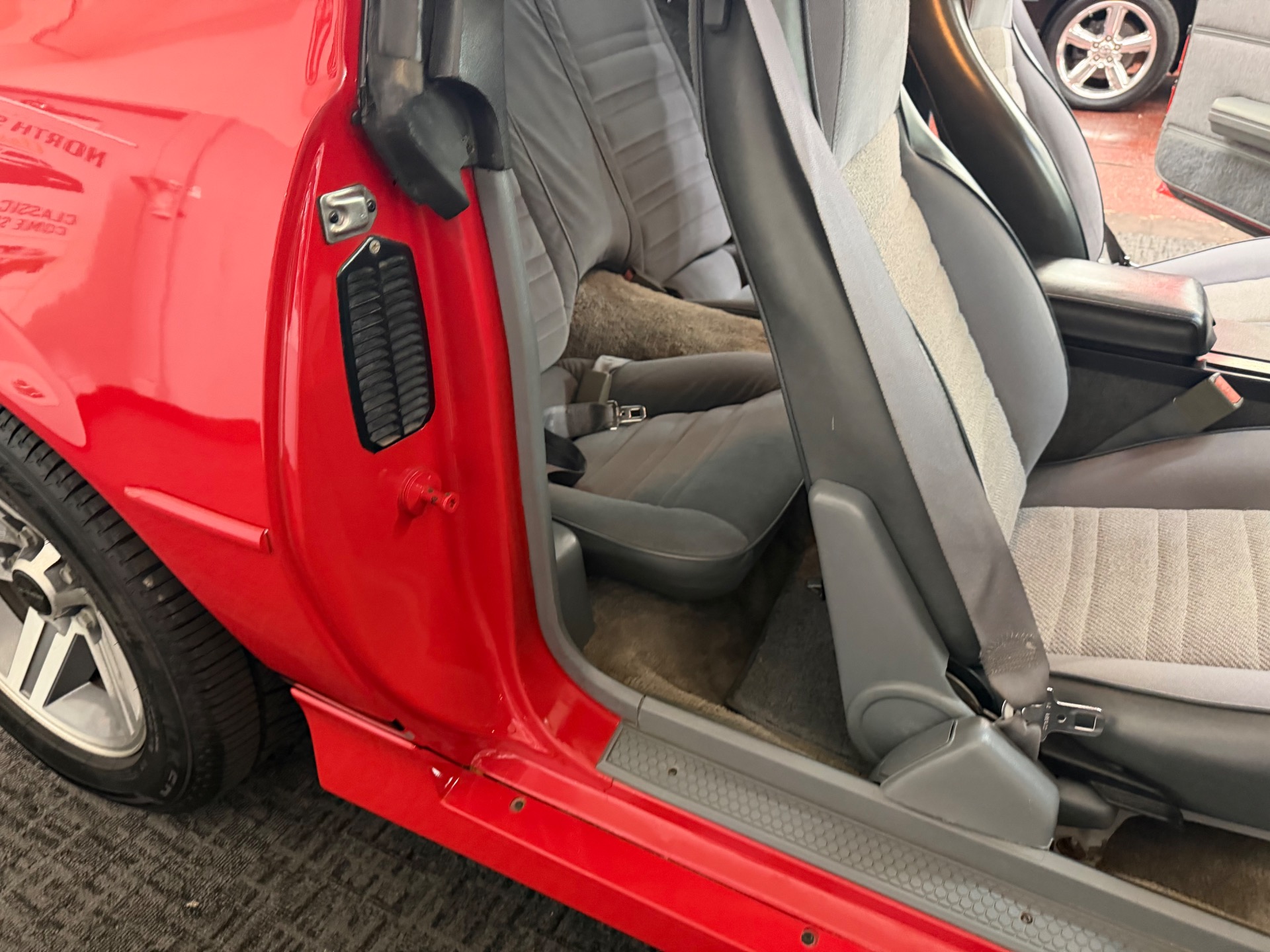 1988 CHEVROLET IROC Z28 48