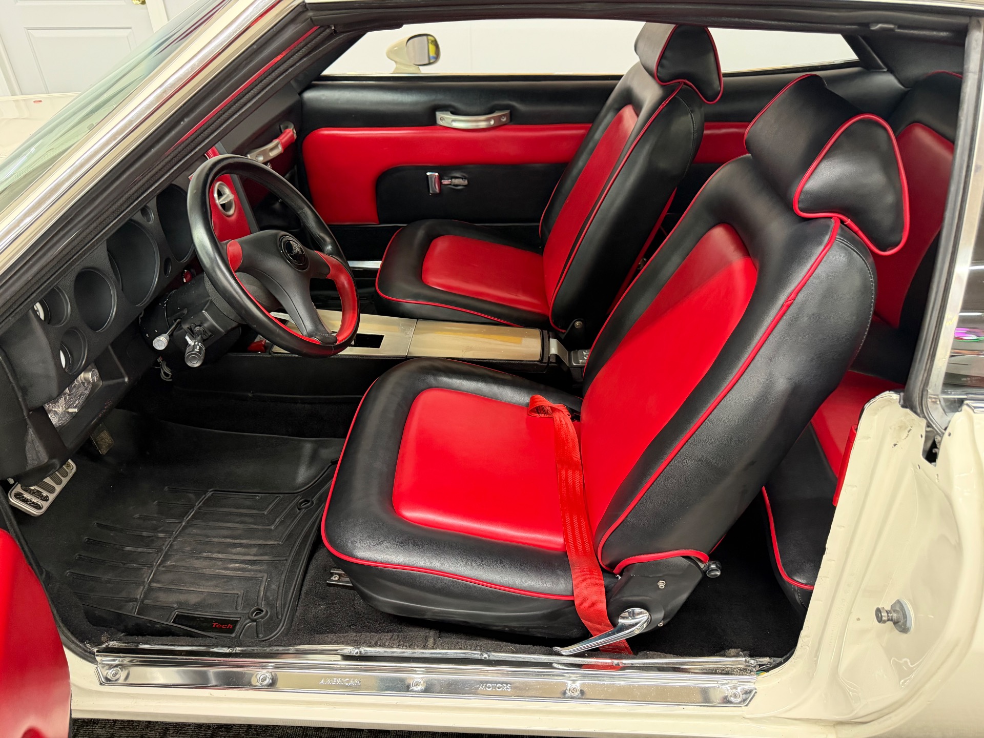 1969 AMC JAVELIN 33