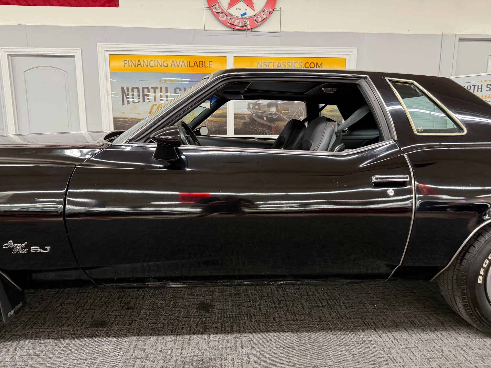 1974 PONTIAC GRAND PRIX 37