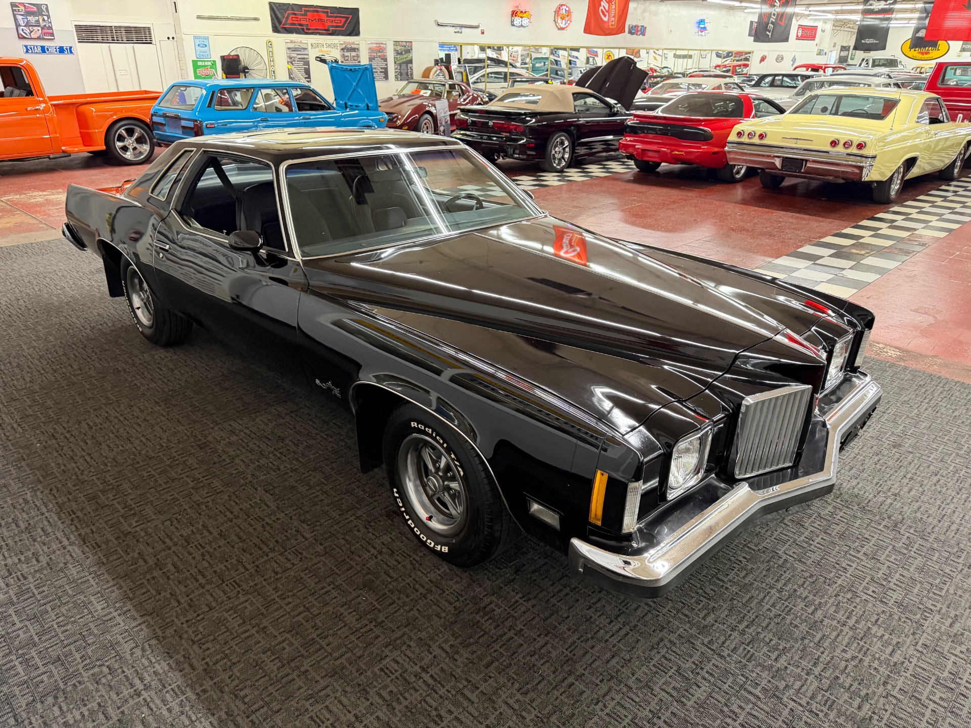 1974 PONTIAC GRAND PRIX 17