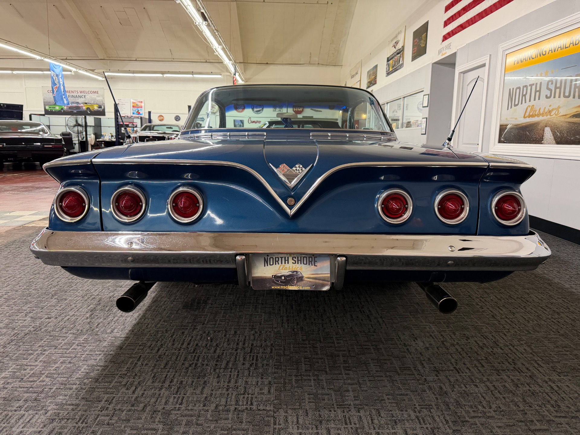 1961 CHEVROLET IMPALA 25