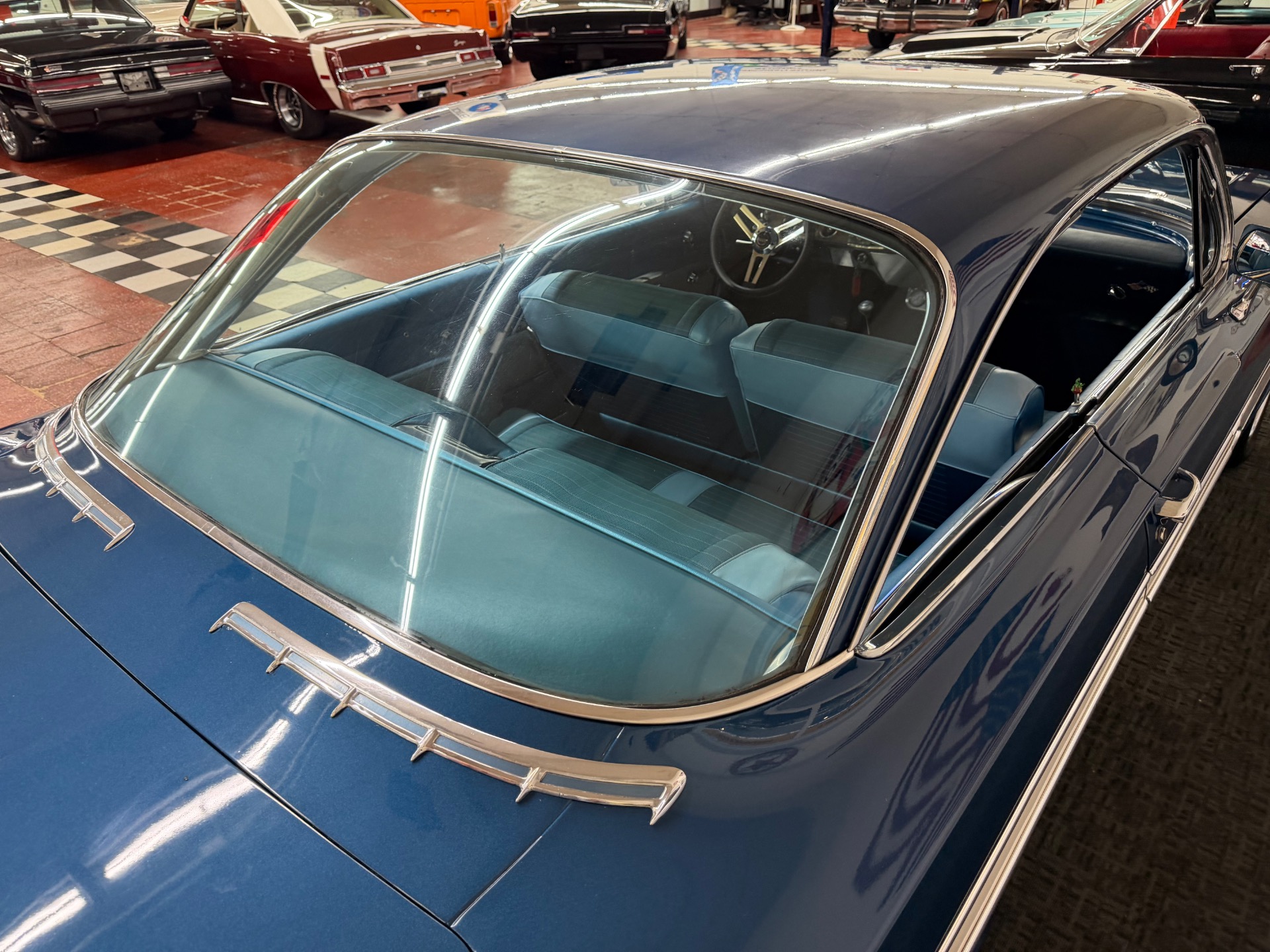 1961 CHEVROLET IMPALA 29