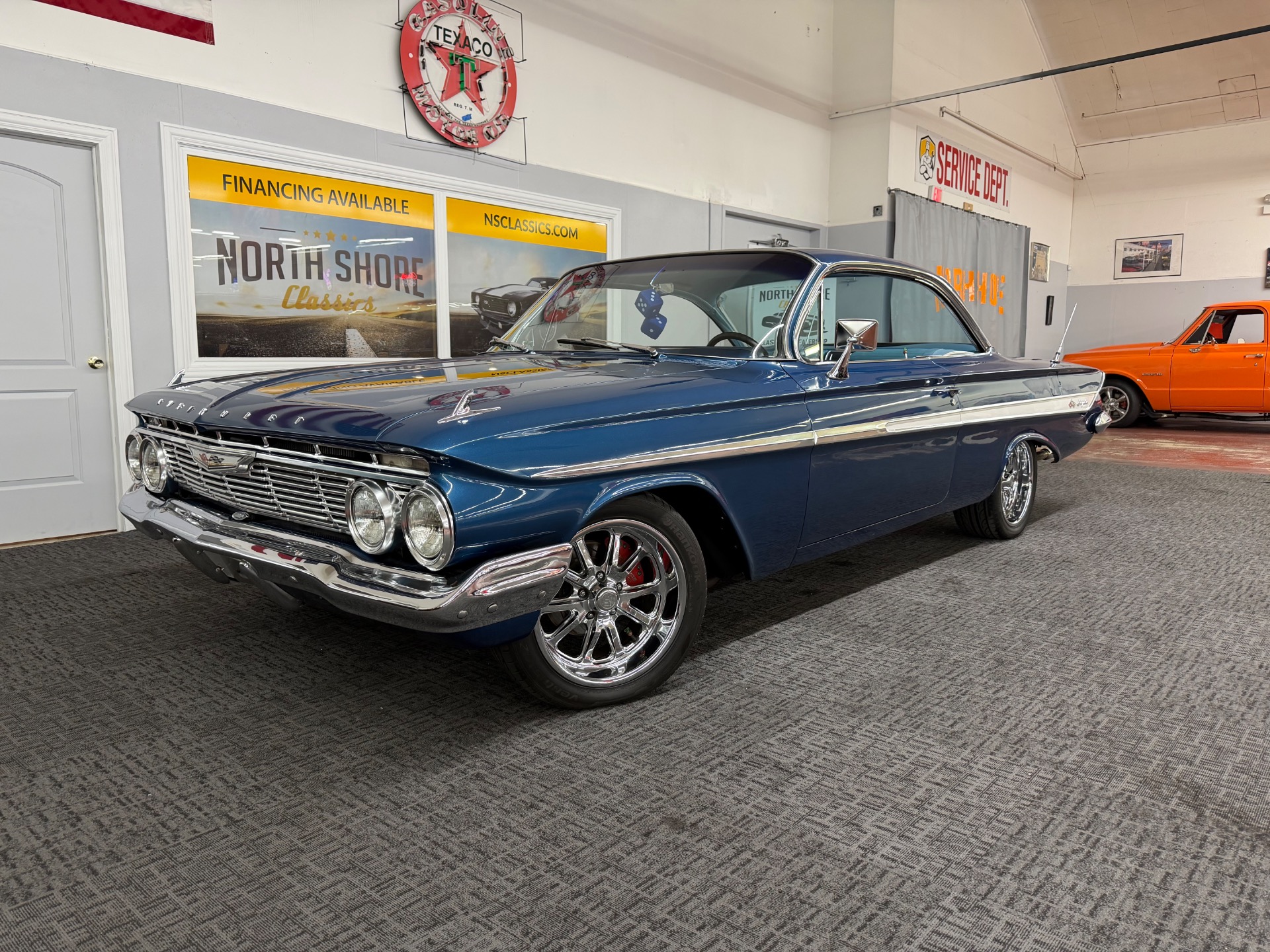 1961 CHEVROLET IMPALA 3