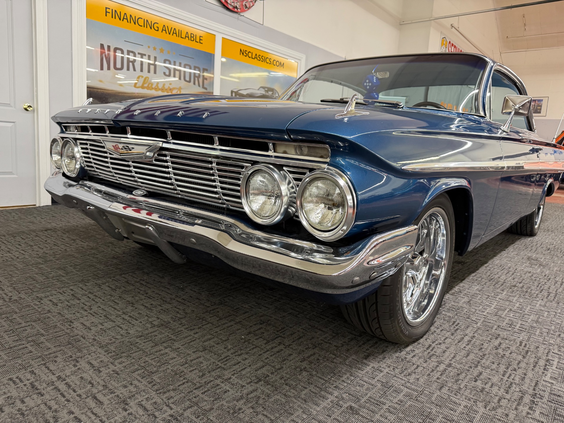 1961 CHEVROLET IMPALA 15