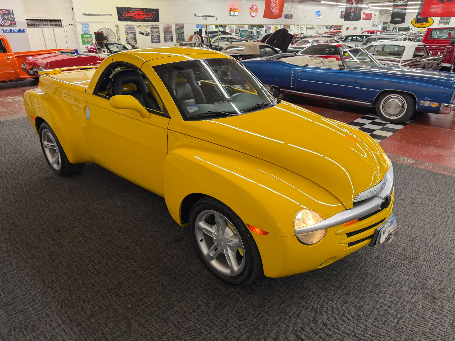2005 Chevrolet SSR 19