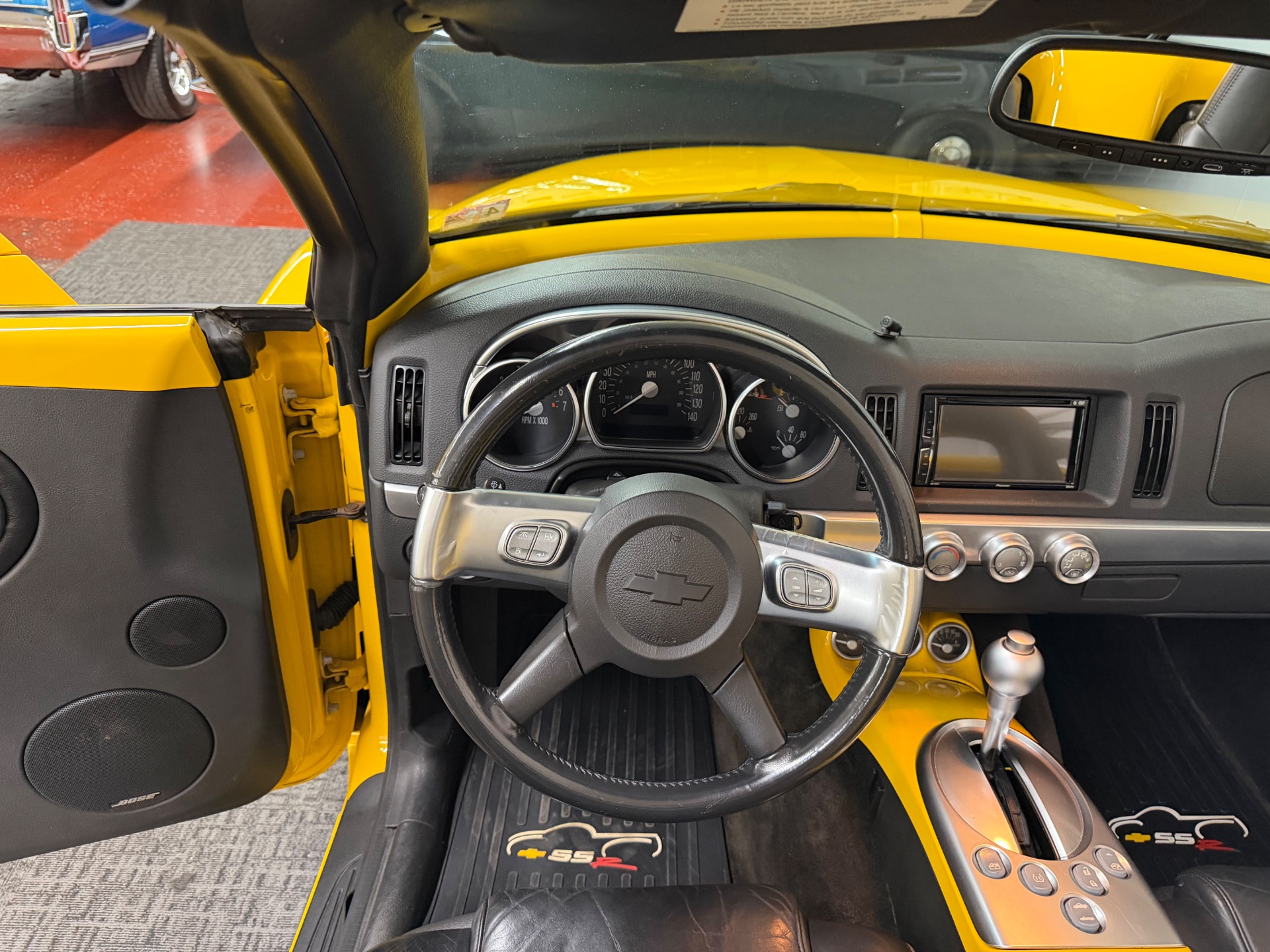 2005 Chevrolet SSR 64