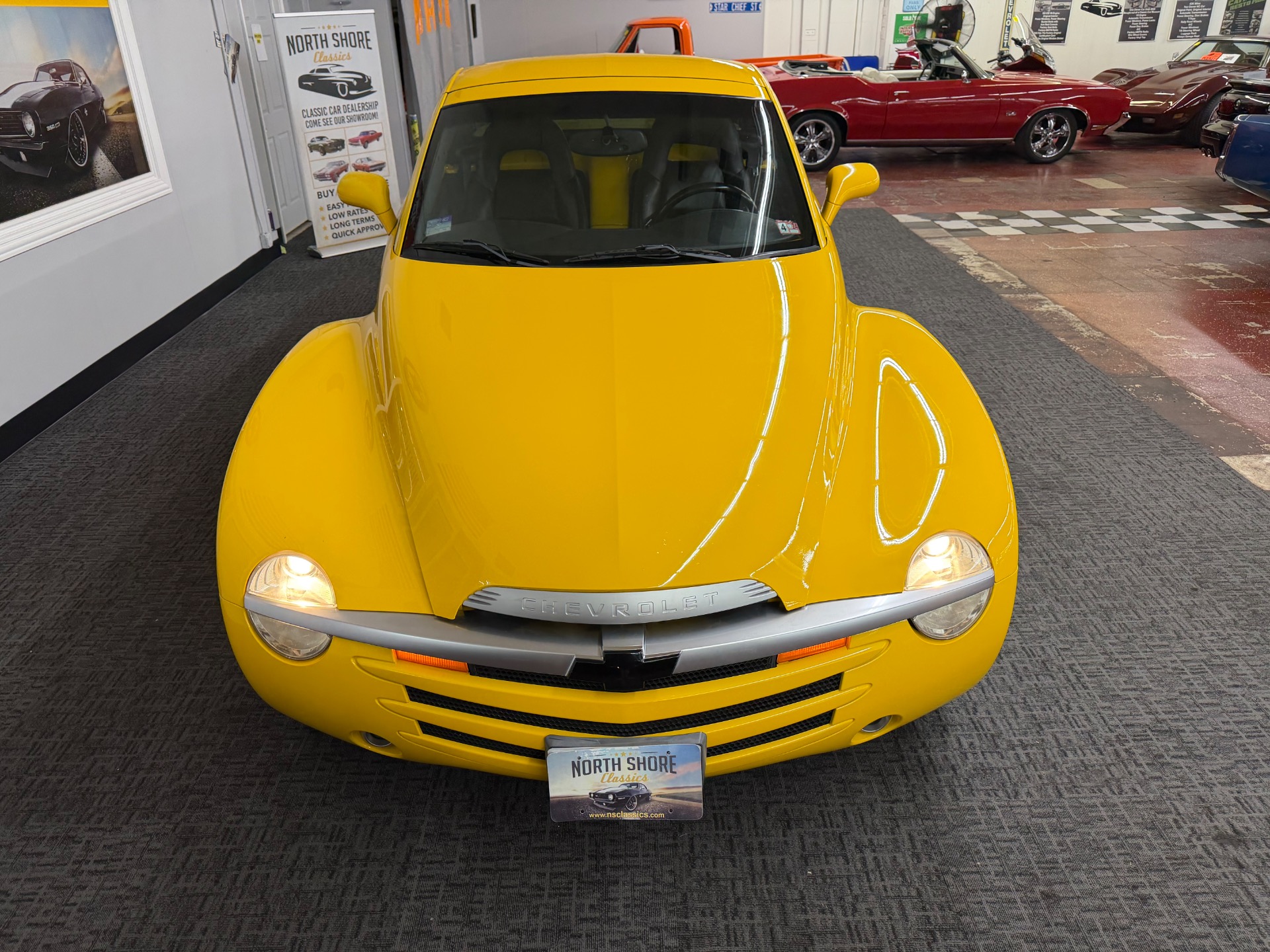2005 Chevrolet SSR 11