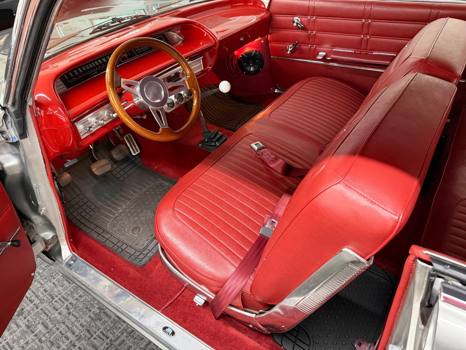 Used 1963 CHEVROLET Impala NUT AND BOLT RESTORATION-4 WHEEL DISK BRAKES-SEE VIDEO | Mundelein, IL