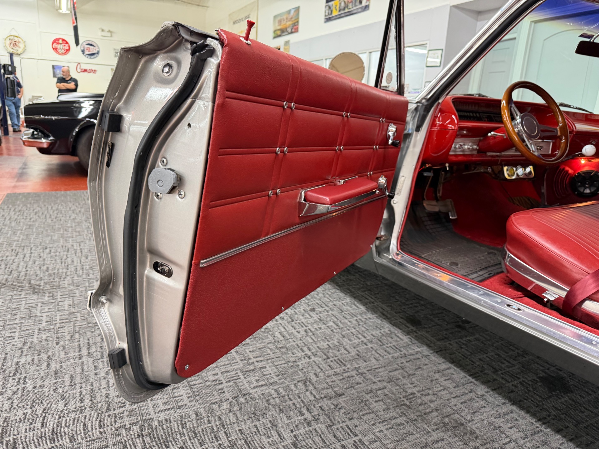 Used 1963 CHEVROLET Impala NUT AND BOLT RESTORATION-4 WHEEL DISK BRAKES-SEE VIDEO | Mundelein, IL