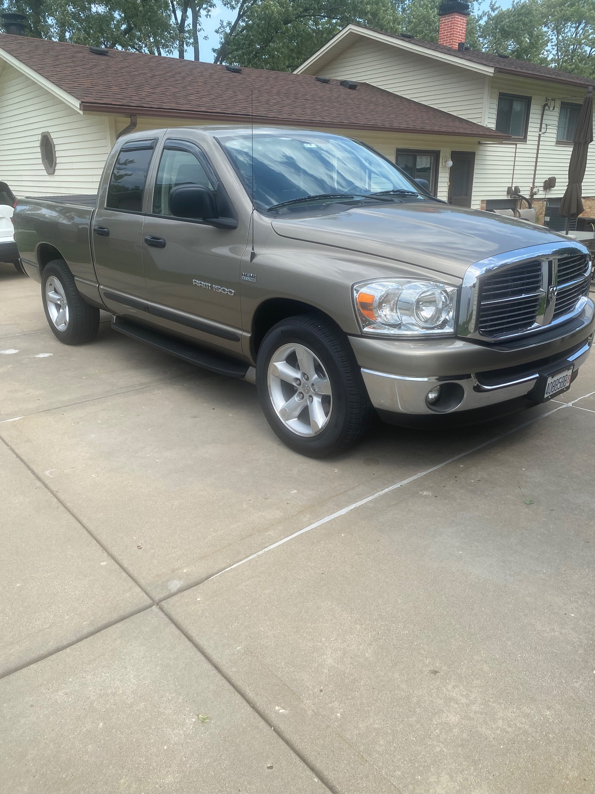 2007 Dodge Ram 1500 9