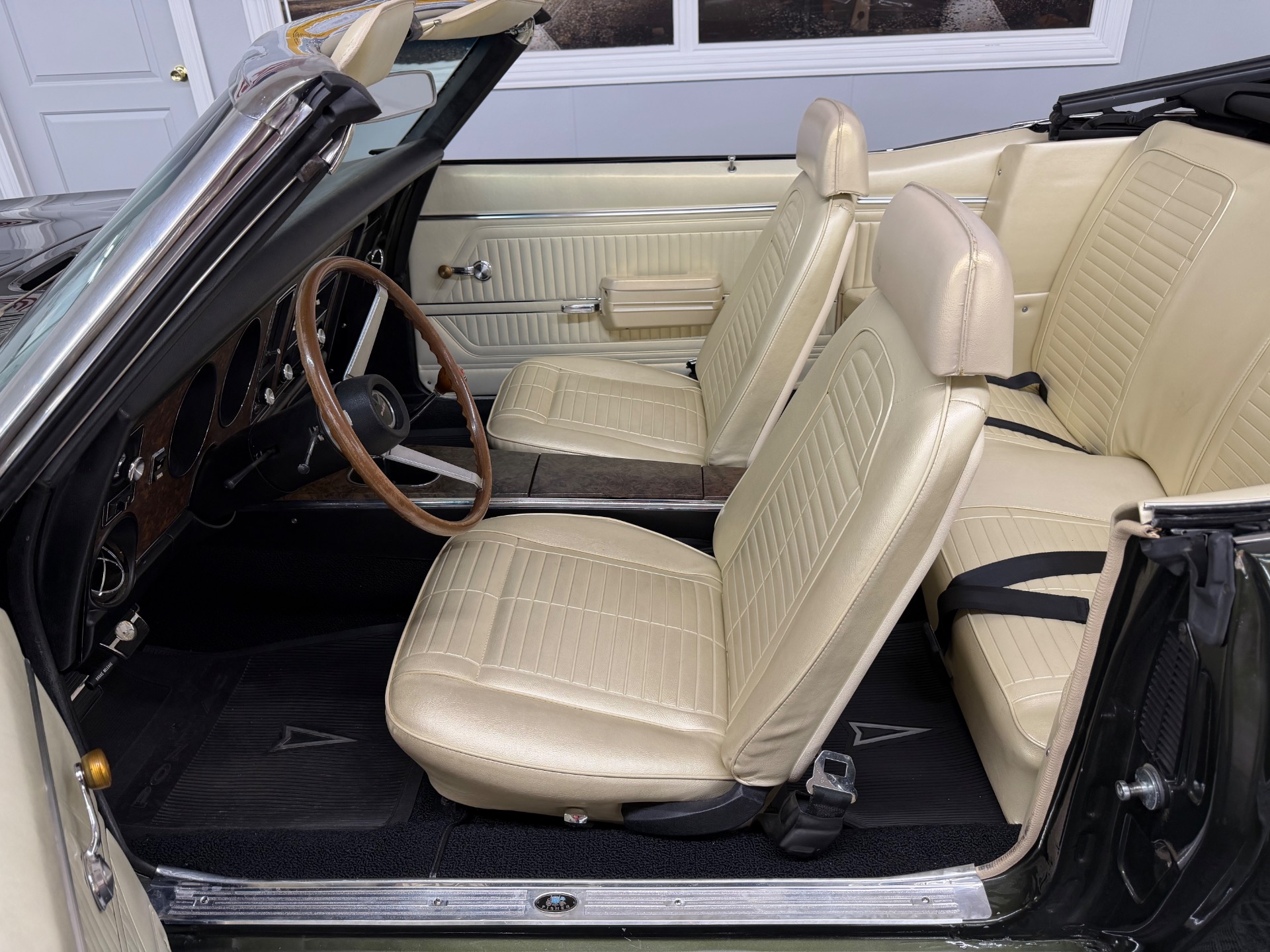 Used 1969 PONTIAC Firebird 4 SPEED CONVERTIBLE-CLEAN | Mundelein, IL