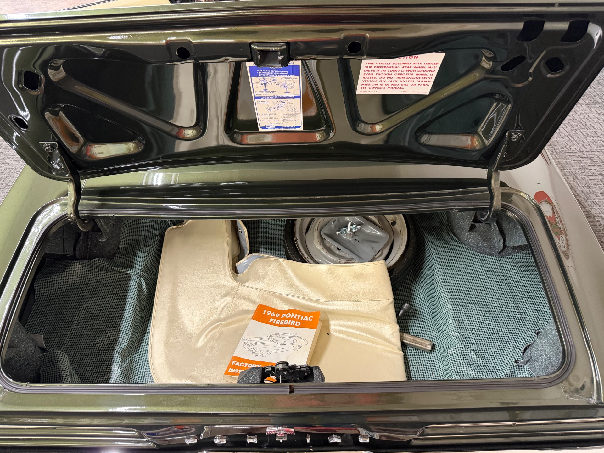 Used 1969 PONTIAC Firebird 4 SPEED CONVERTIBLE-CLEAN | Mundelein, IL
