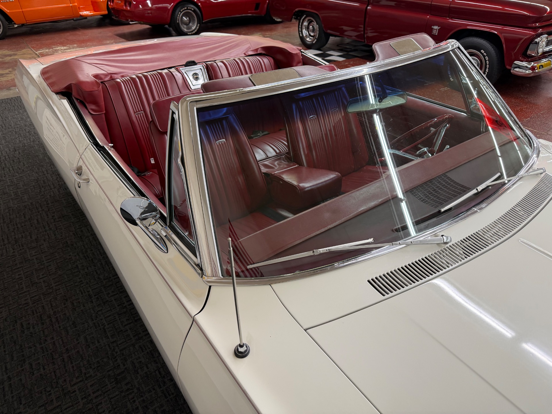 Used 1967 CHEVROLET Impala SS BIG BLOCK-TONS OF FACTORY OPTIONS | Mundelein, IL